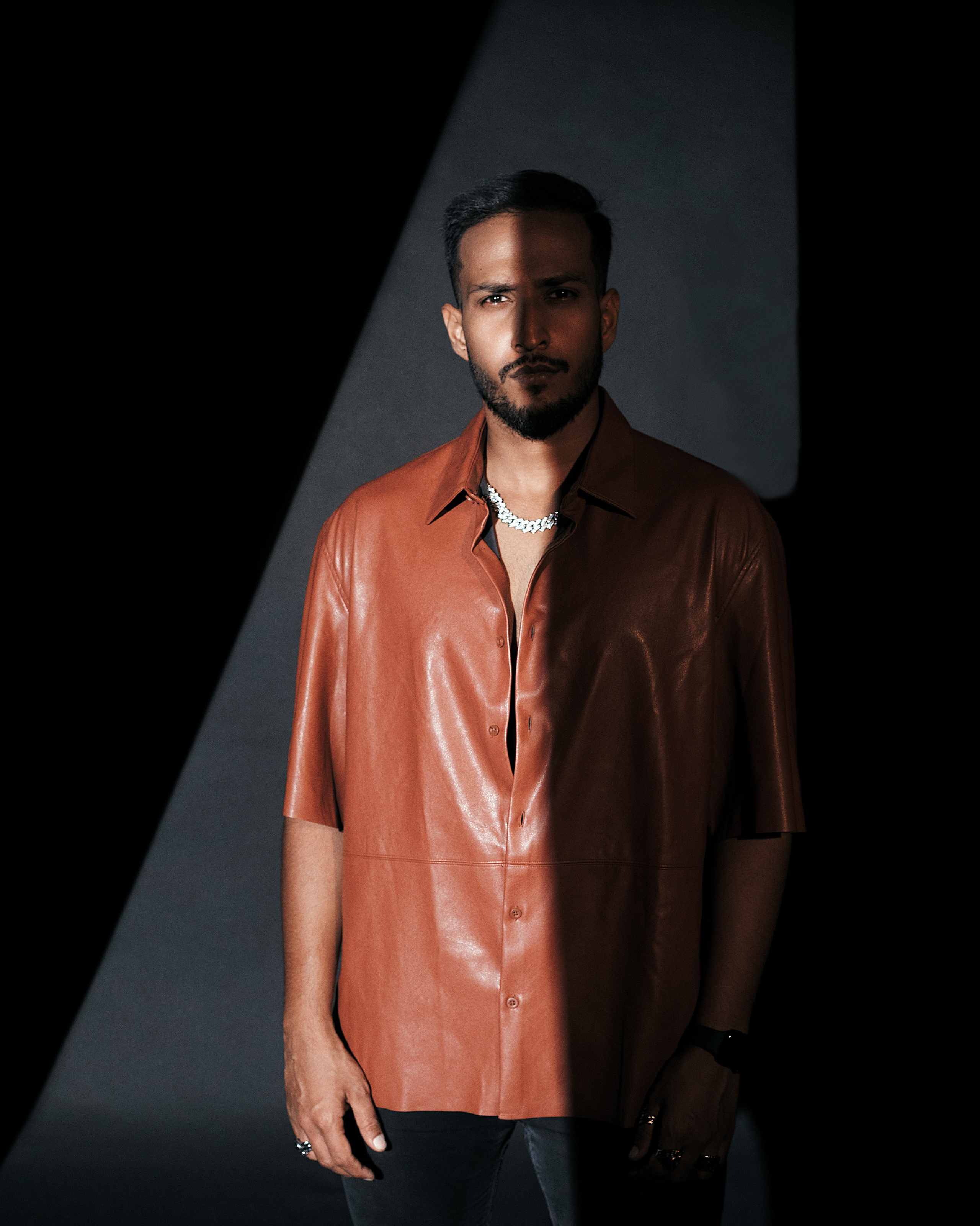 PHOTOSTUDIO. International Photographer