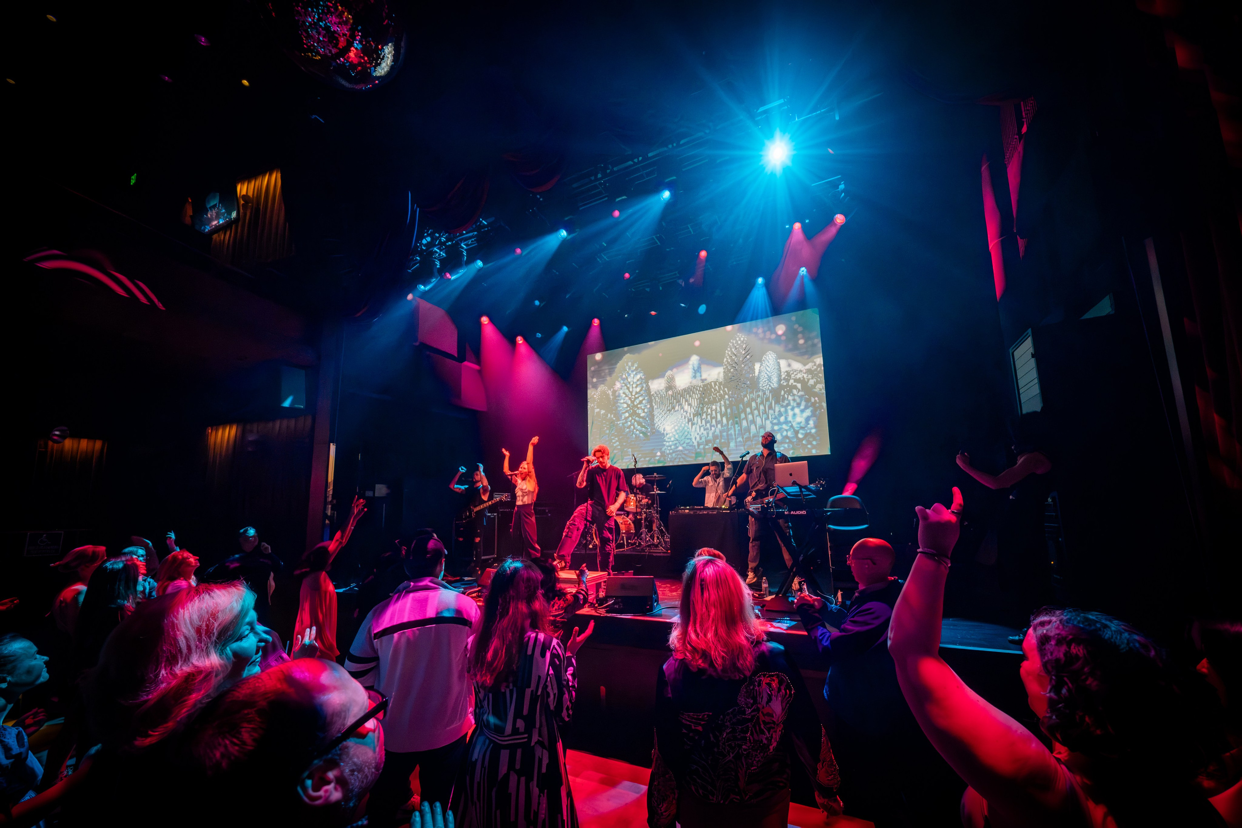 NIKITA PRESNYAKOV. Reportage concert portrait photography in the San Francisco Bay Area