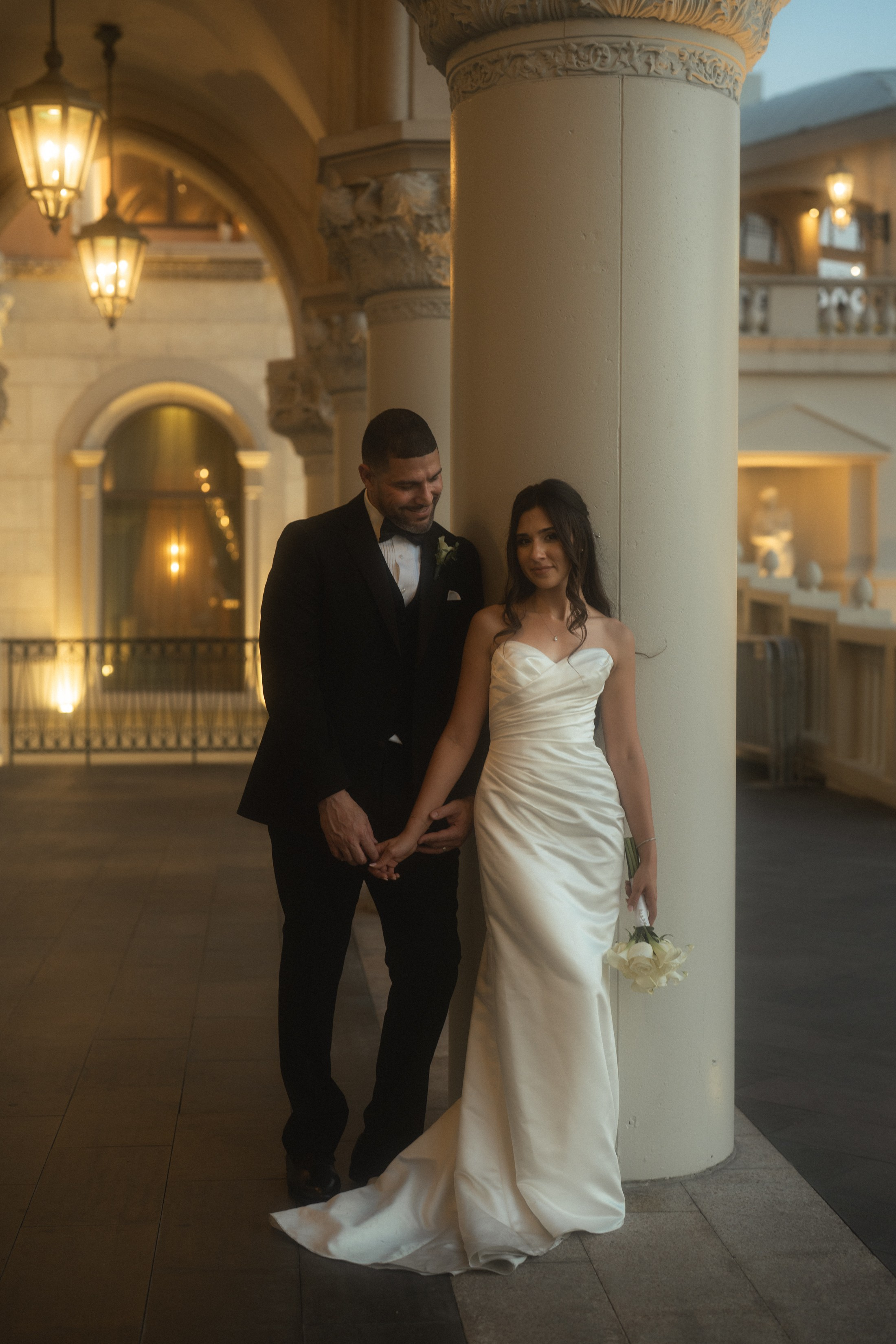 Y&D. Wedding & elopement photographer Viktoriya Kravtsov. Las Vegas