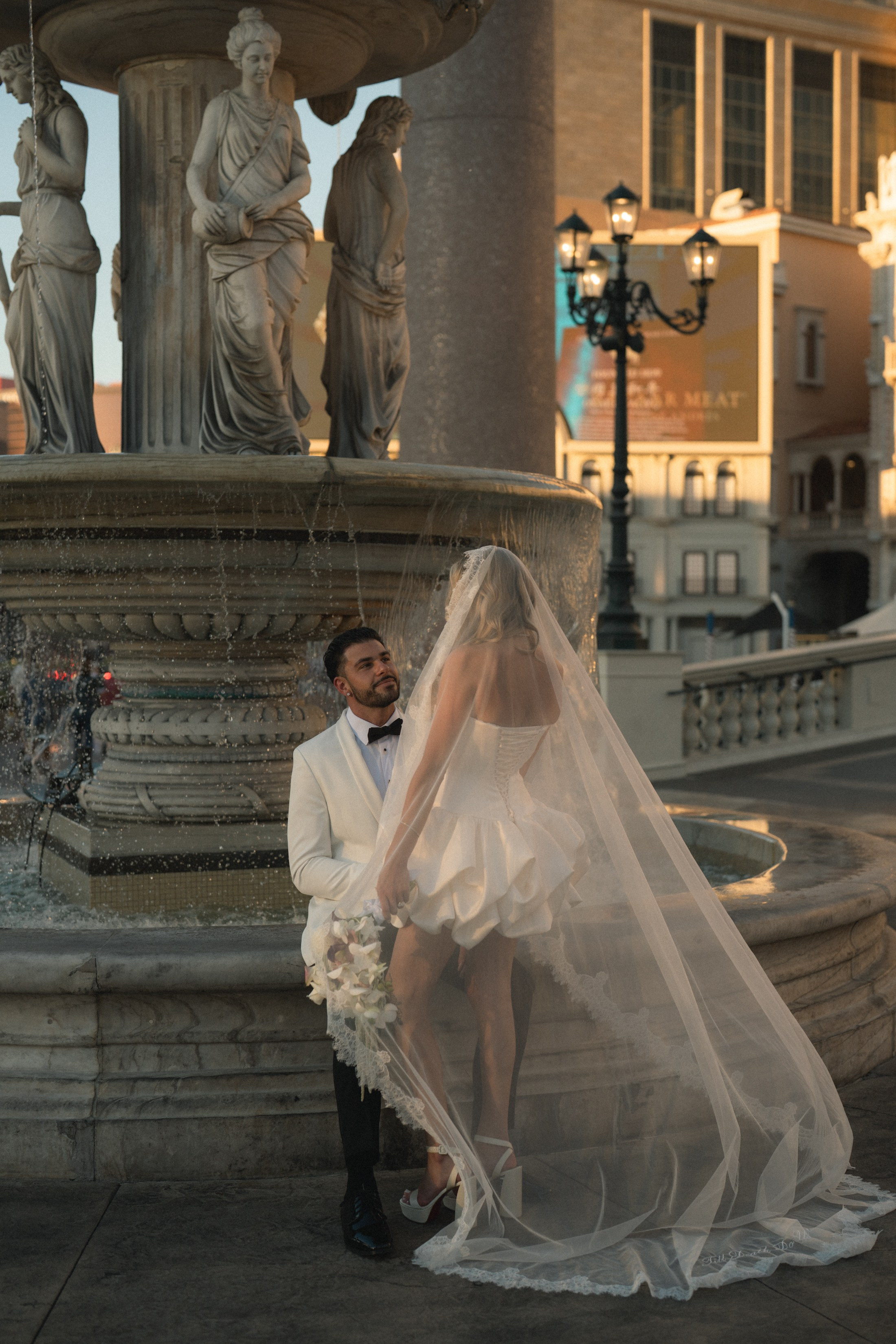 M&F. Wedding & elopement photographer Viktoriya Kravtsov. Las Vegas