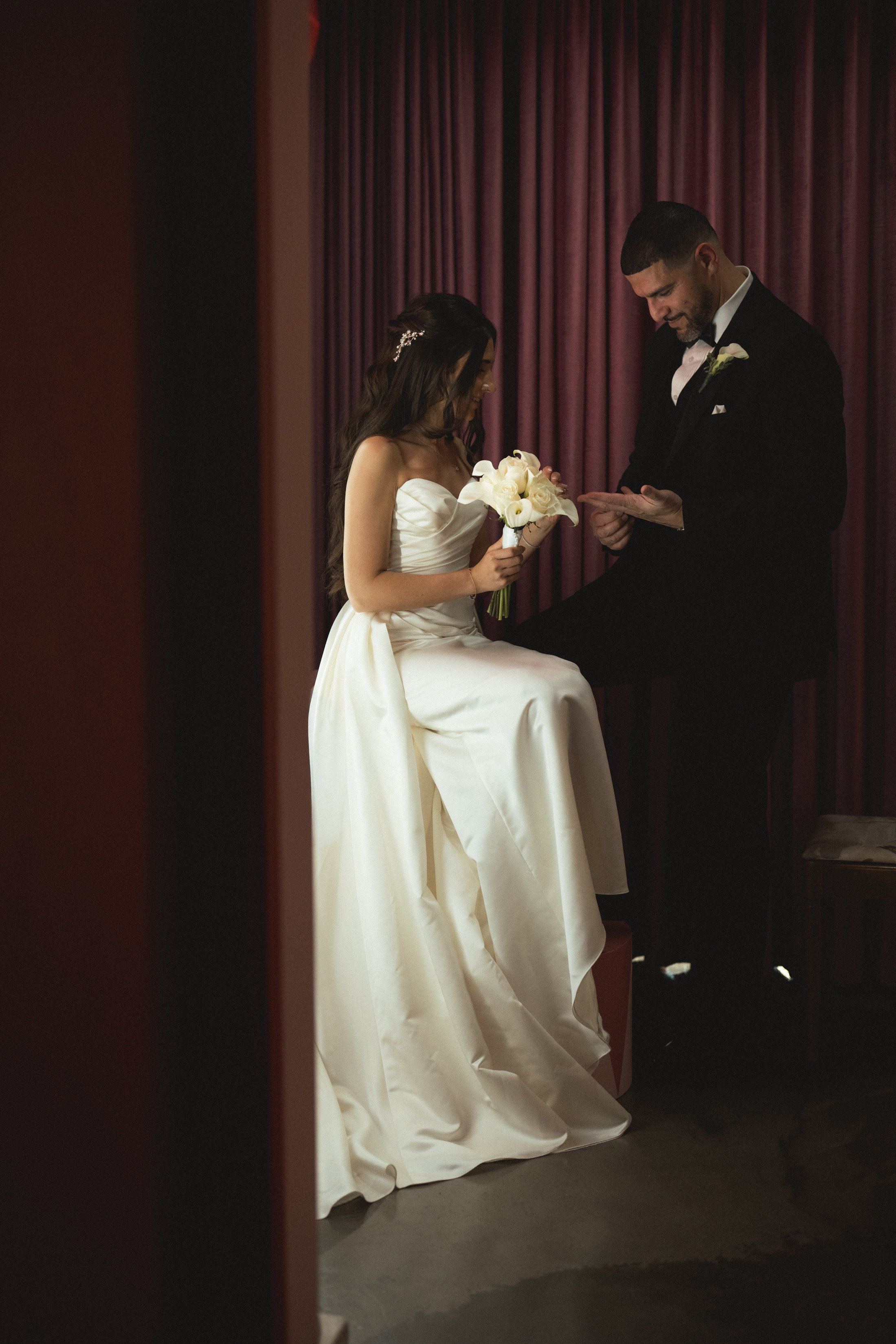 Y&D. Wedding & elopement photographer Viktoriya Kravtsov. Las Vegas