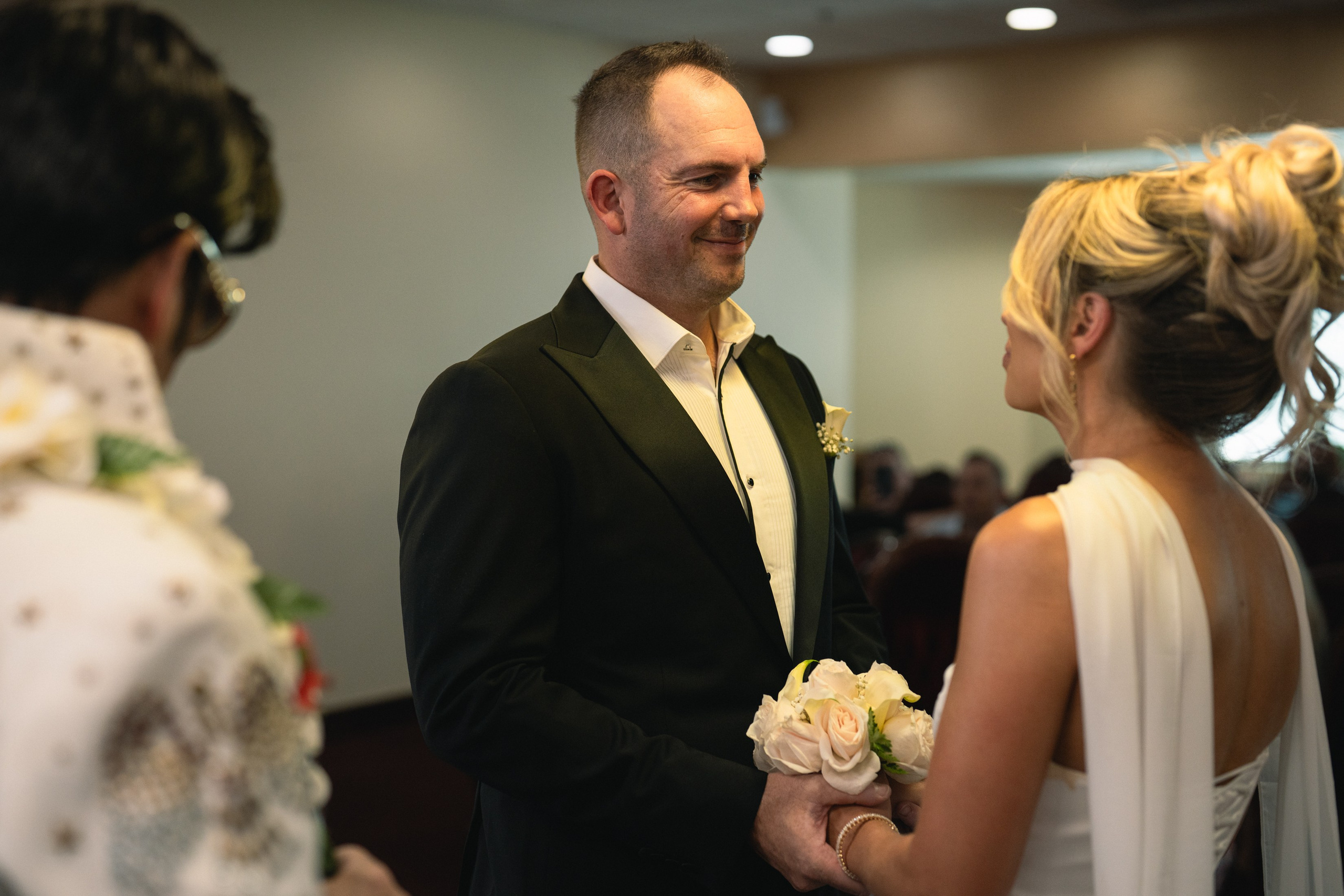 R&B. Wedding & elopement photographer Viktoriya Kravtsov. Las Vegas
