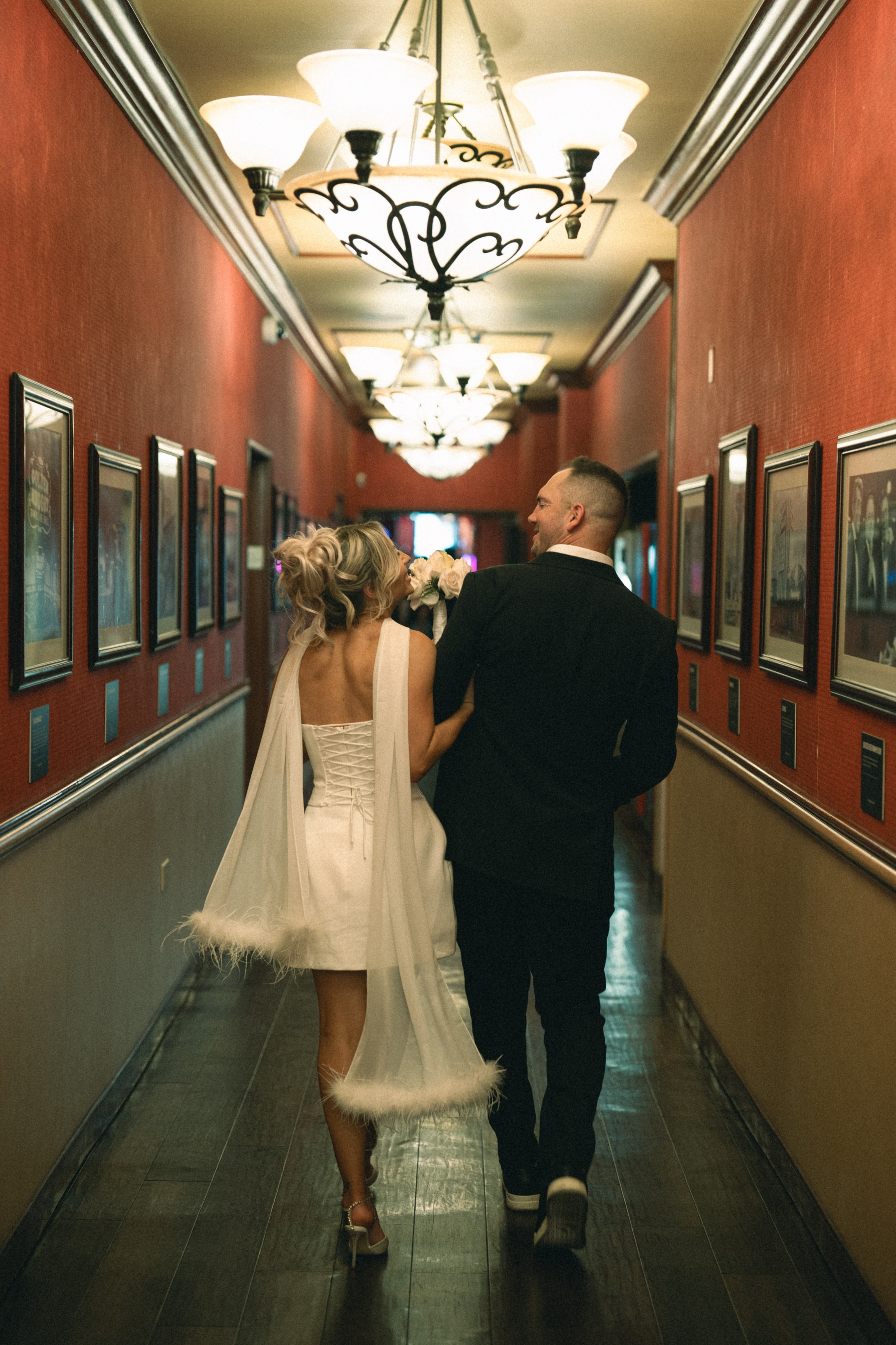 R&B. Wedding & elopement photographer Viktoriya Kravtsov. Las Vegas