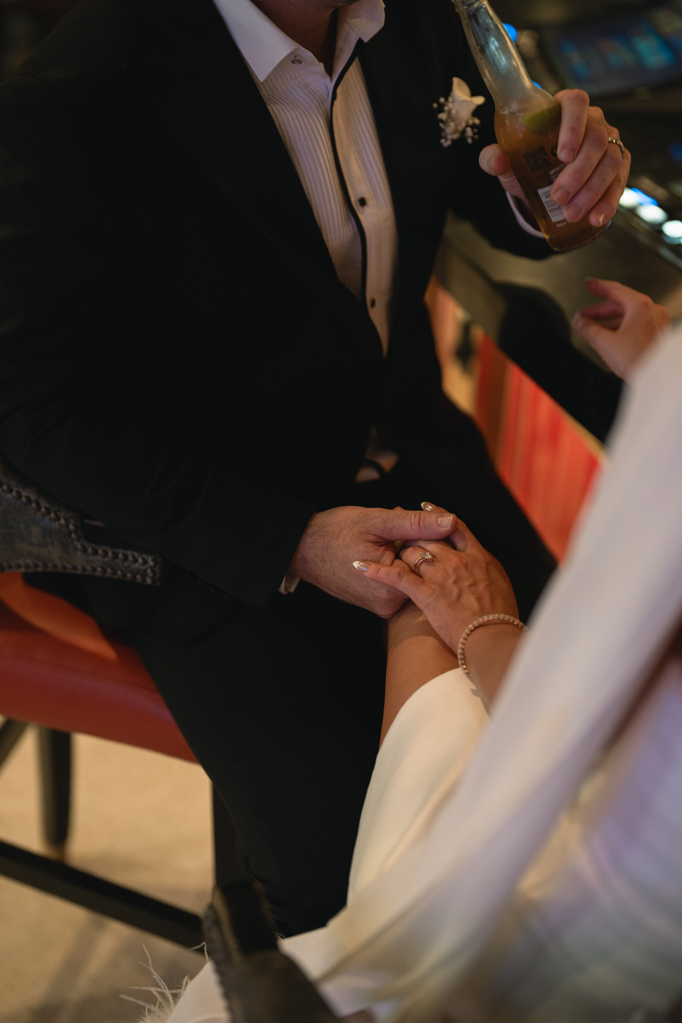 R&B. Wedding & elopement photographer Viktoriya Kravtsov. Las Vegas