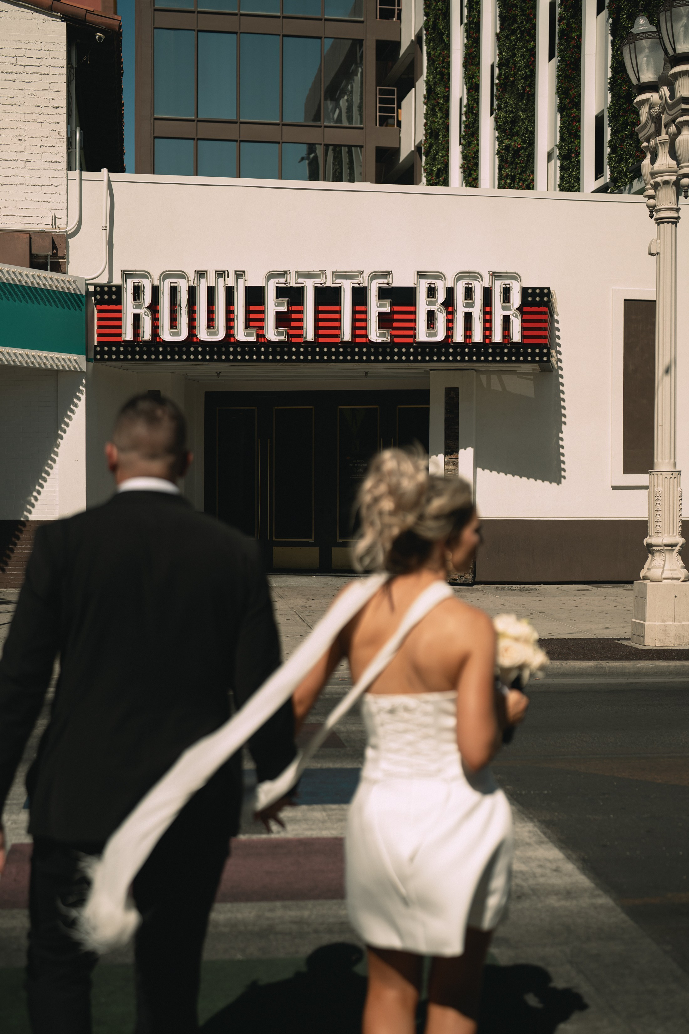 R&B. Wedding & elopement photographer Viktoriya Kravtsov. Las Vegas