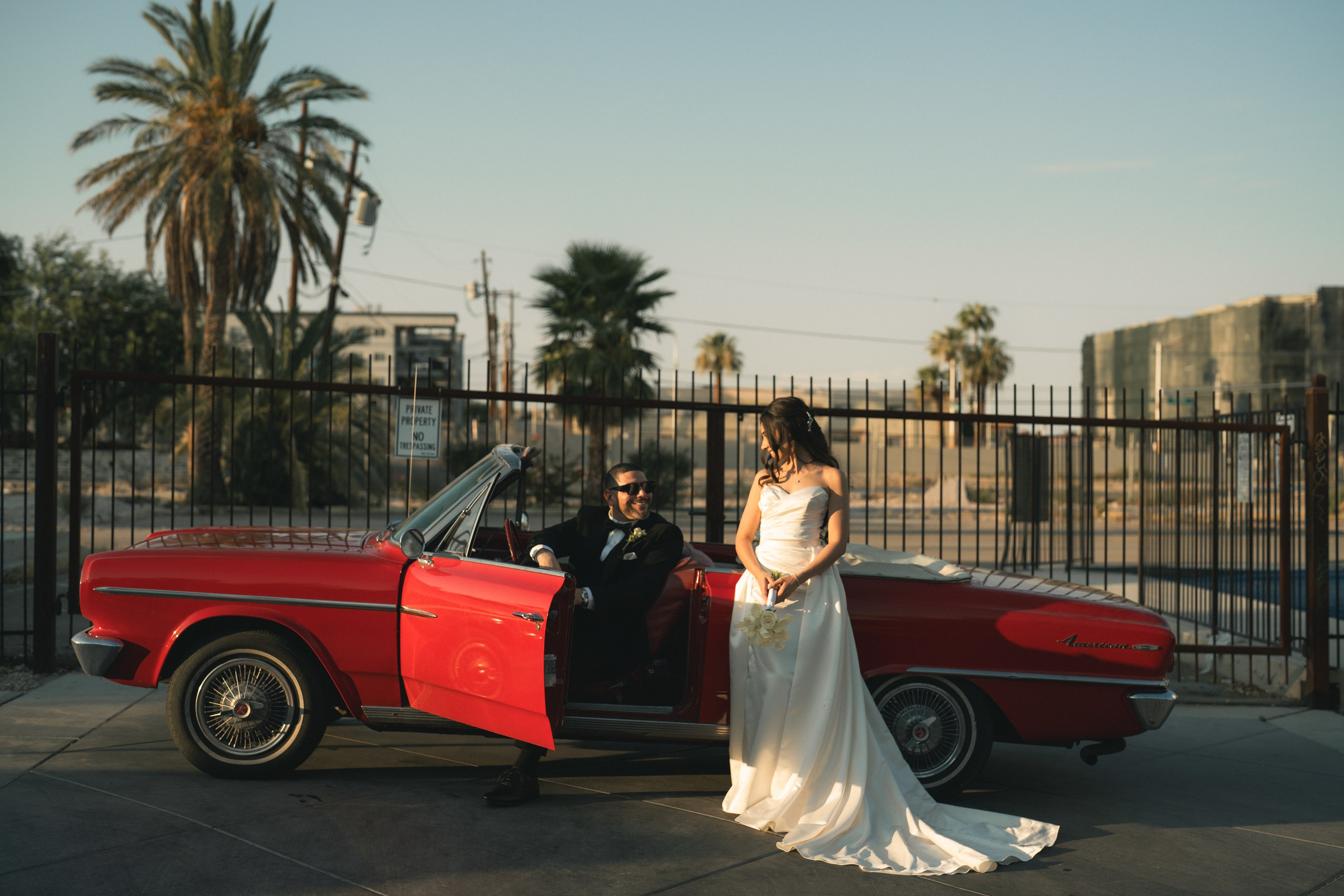 Y&D. Wedding & elopement photographer Viktoriya Kravtsov. Las Vegas