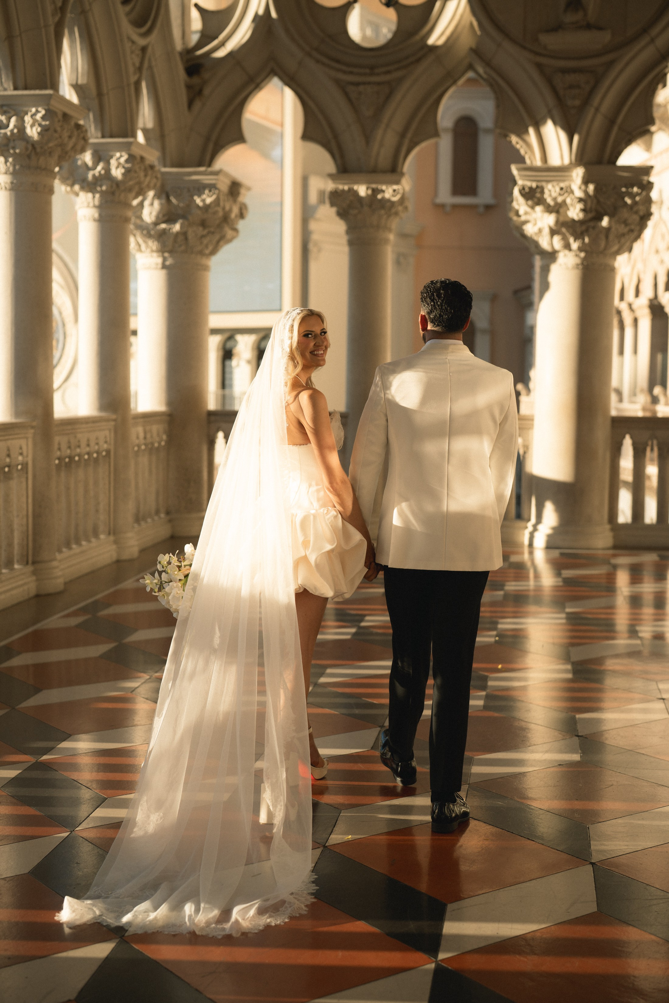 M&F. Wedding & elopement photographer Viktoriya Kravtsov. Las Vegas