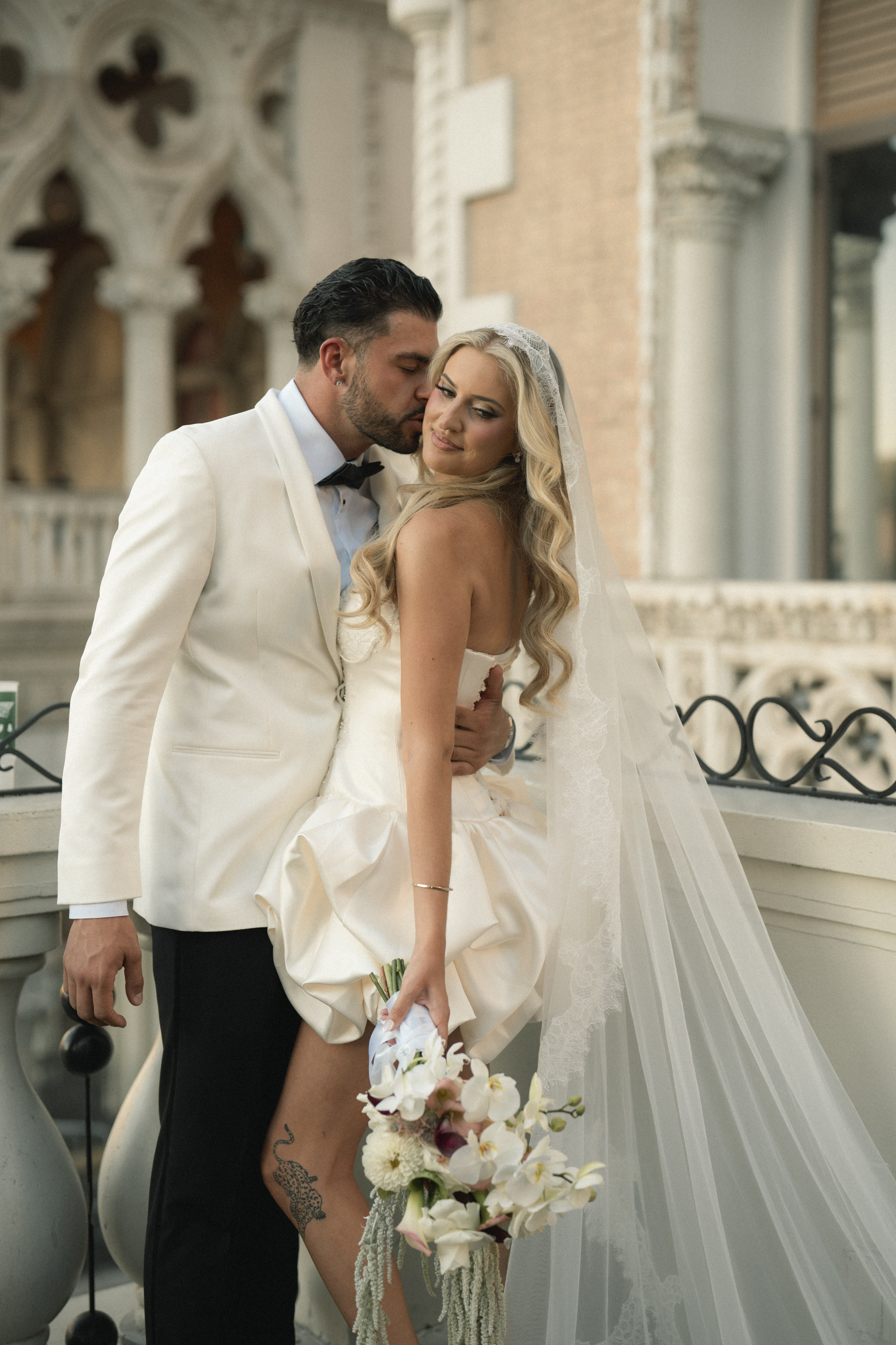 M&F. Wedding & elopement photographer Viktoriya Kravtsov. Las Vegas