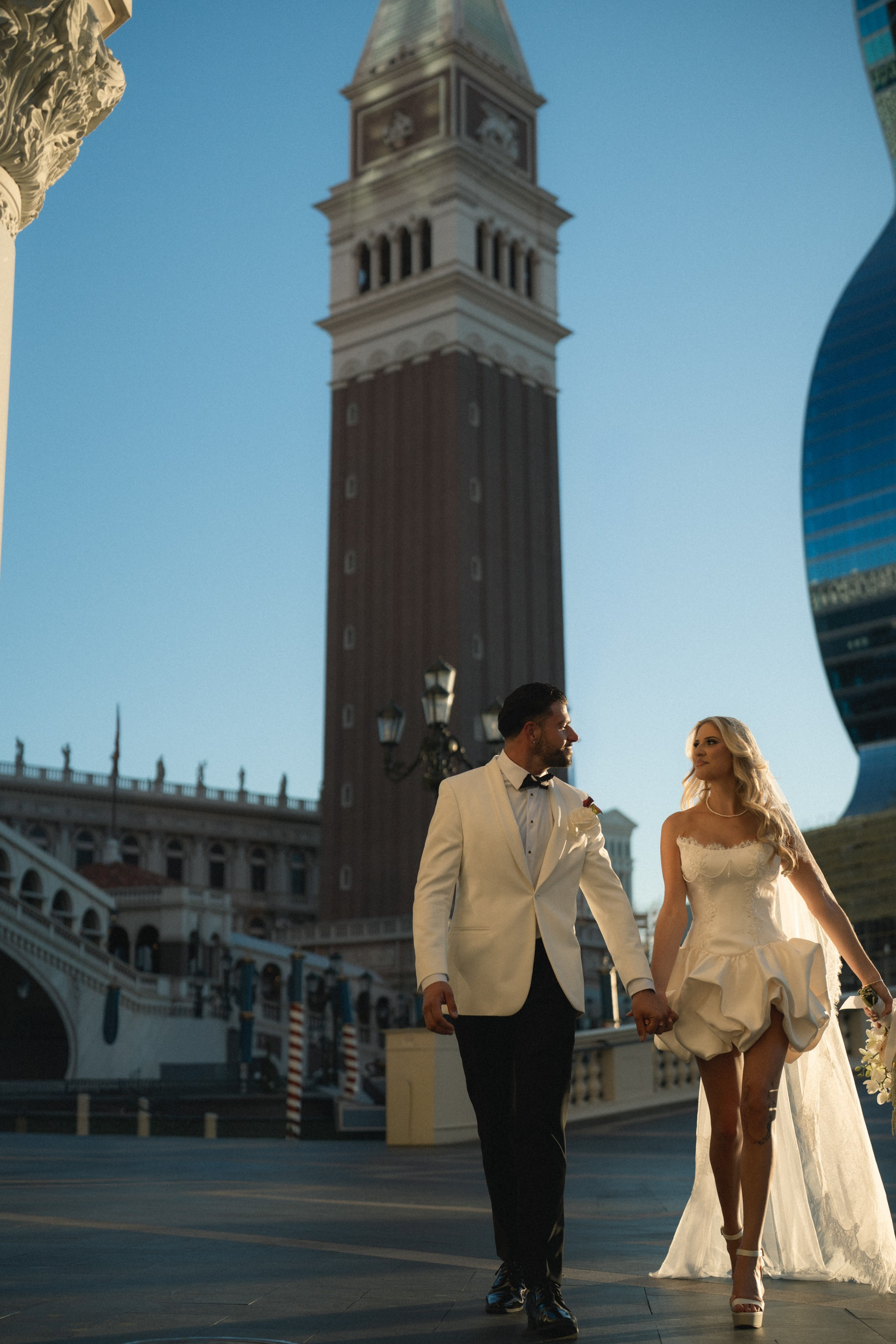 M&F. Wedding & elopement photographer Viktoriya Kravtsov. Las Vegas