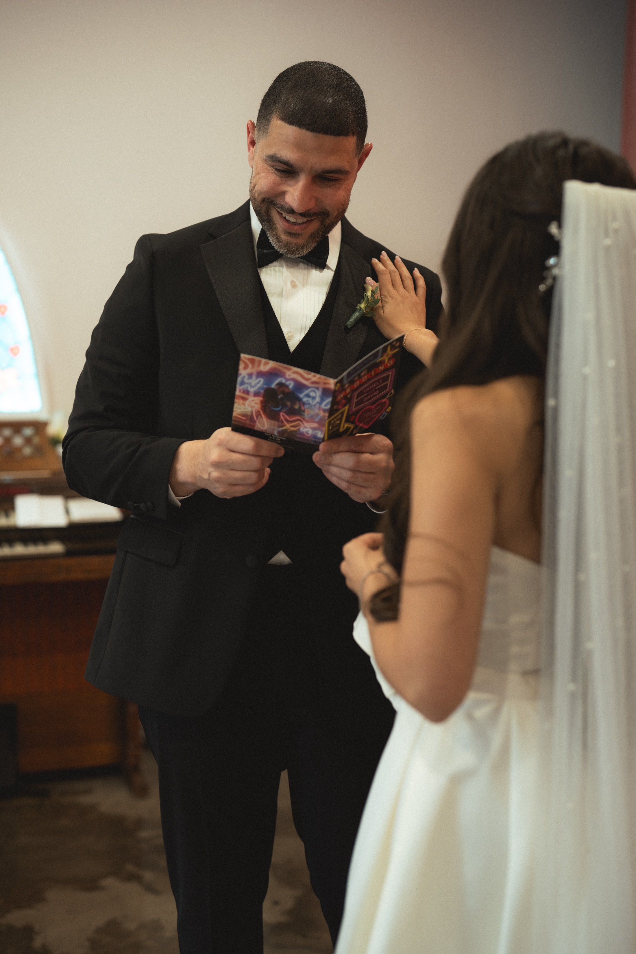 Y&D. Wedding & elopement photographer Viktoriya Kravtsov. Las Vegas