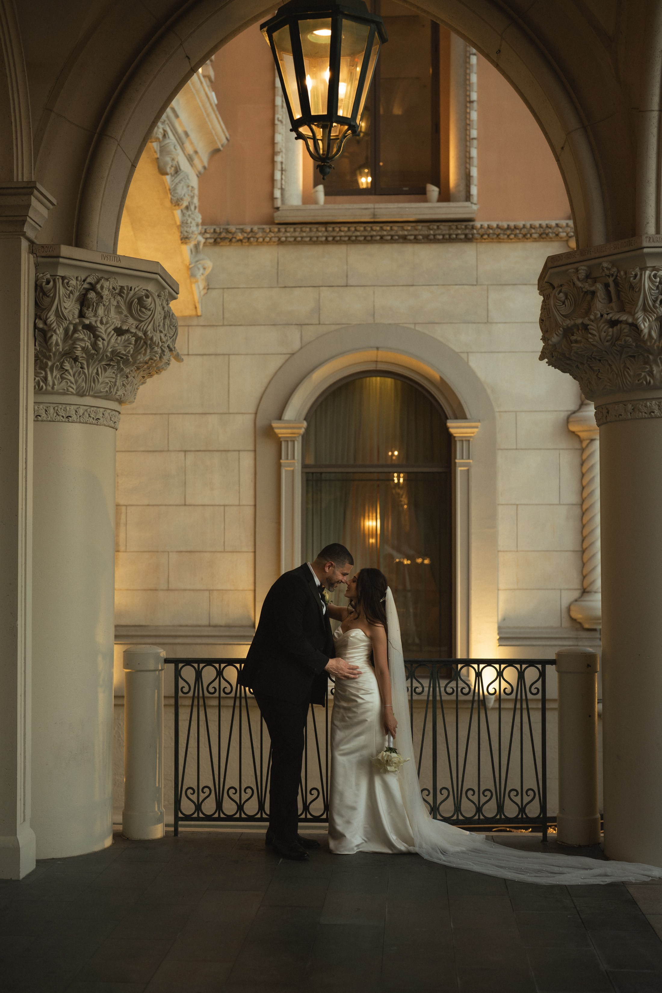 Y&D. Wedding & elopement photographer Viktoriya Kravtsov. Las Vegas