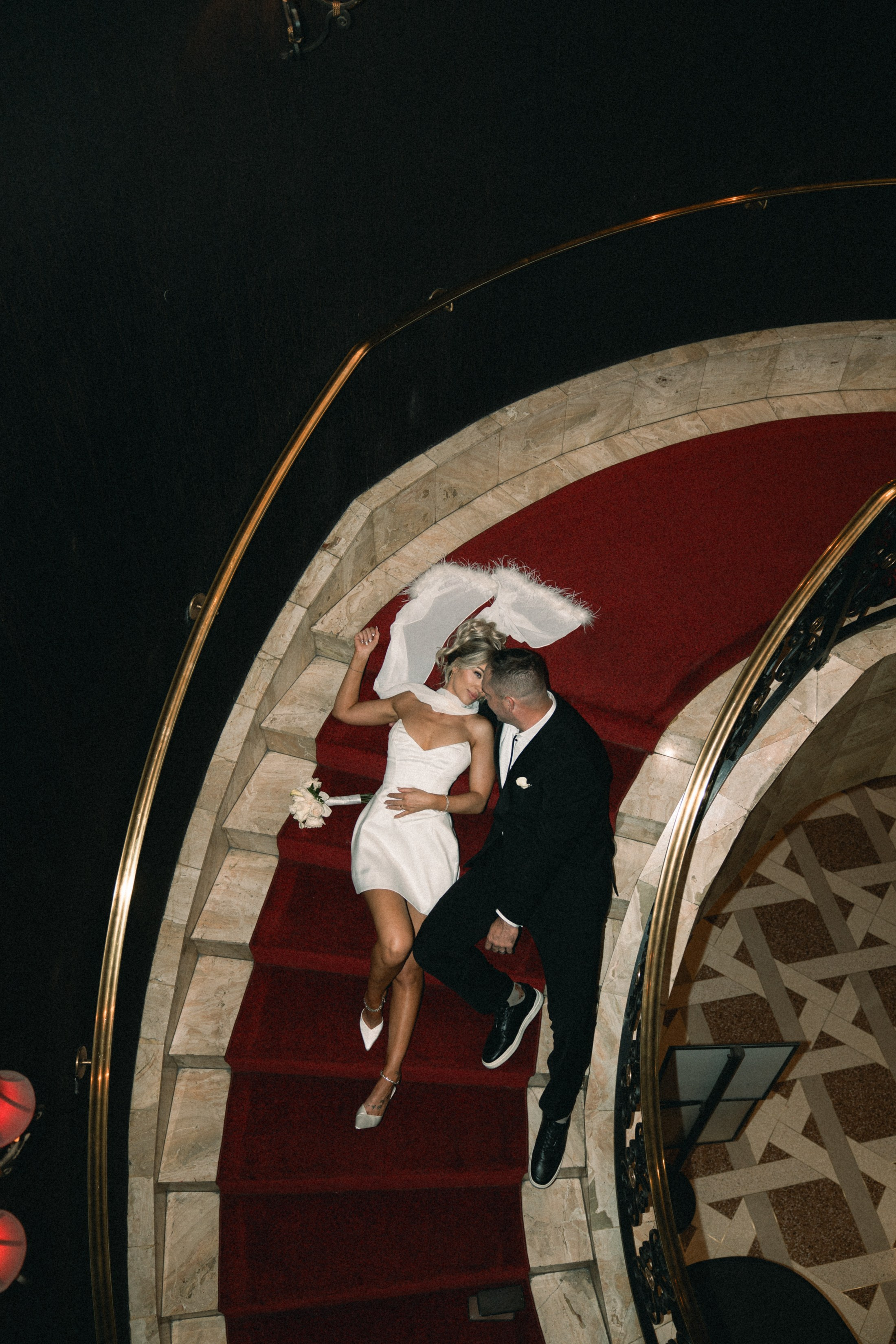 R&B. Wedding & elopement photographer Viktoriya Kravtsov. Las Vegas