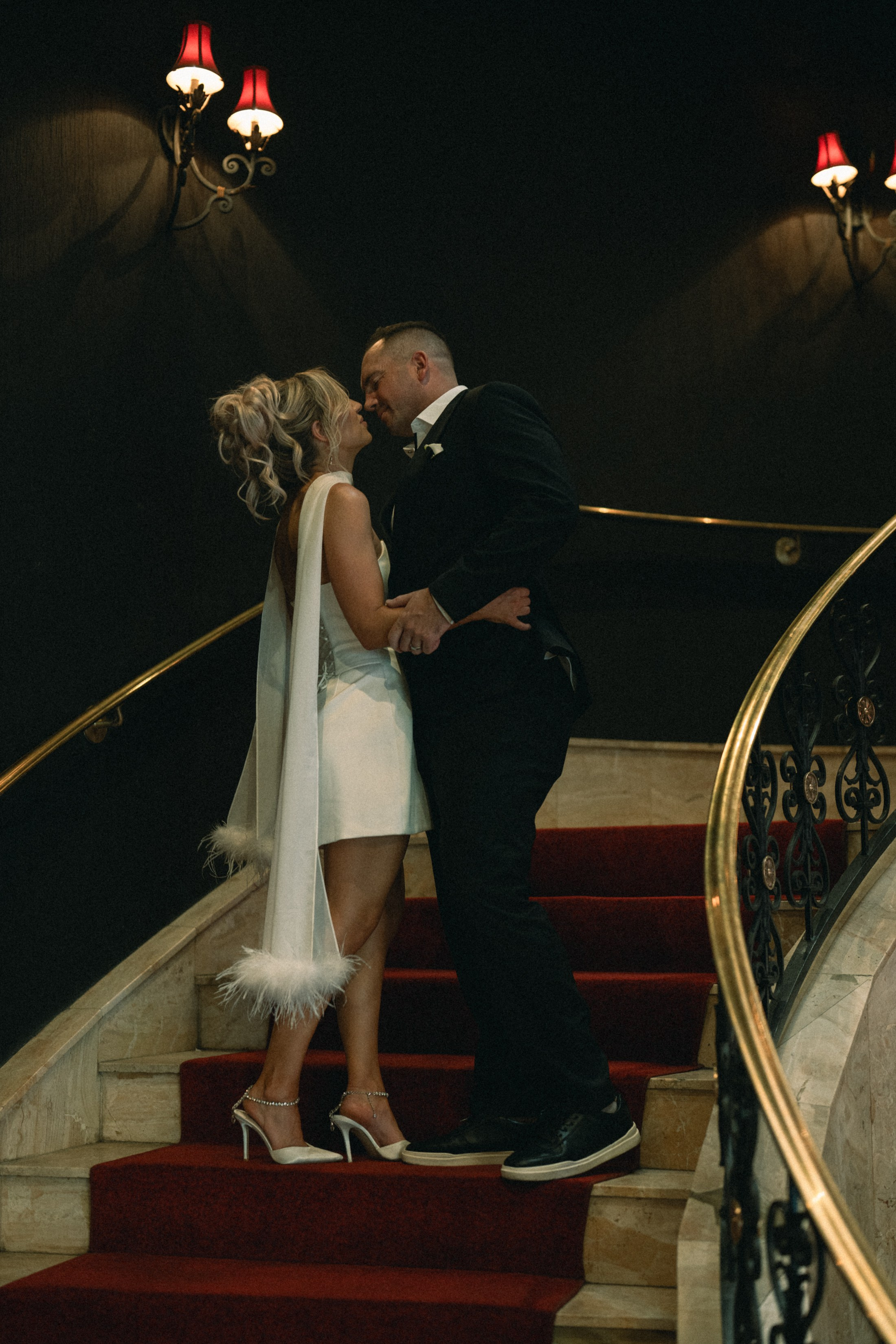 R&B. Wedding & elopement photographer Viktoriya Kravtsov. Las Vegas