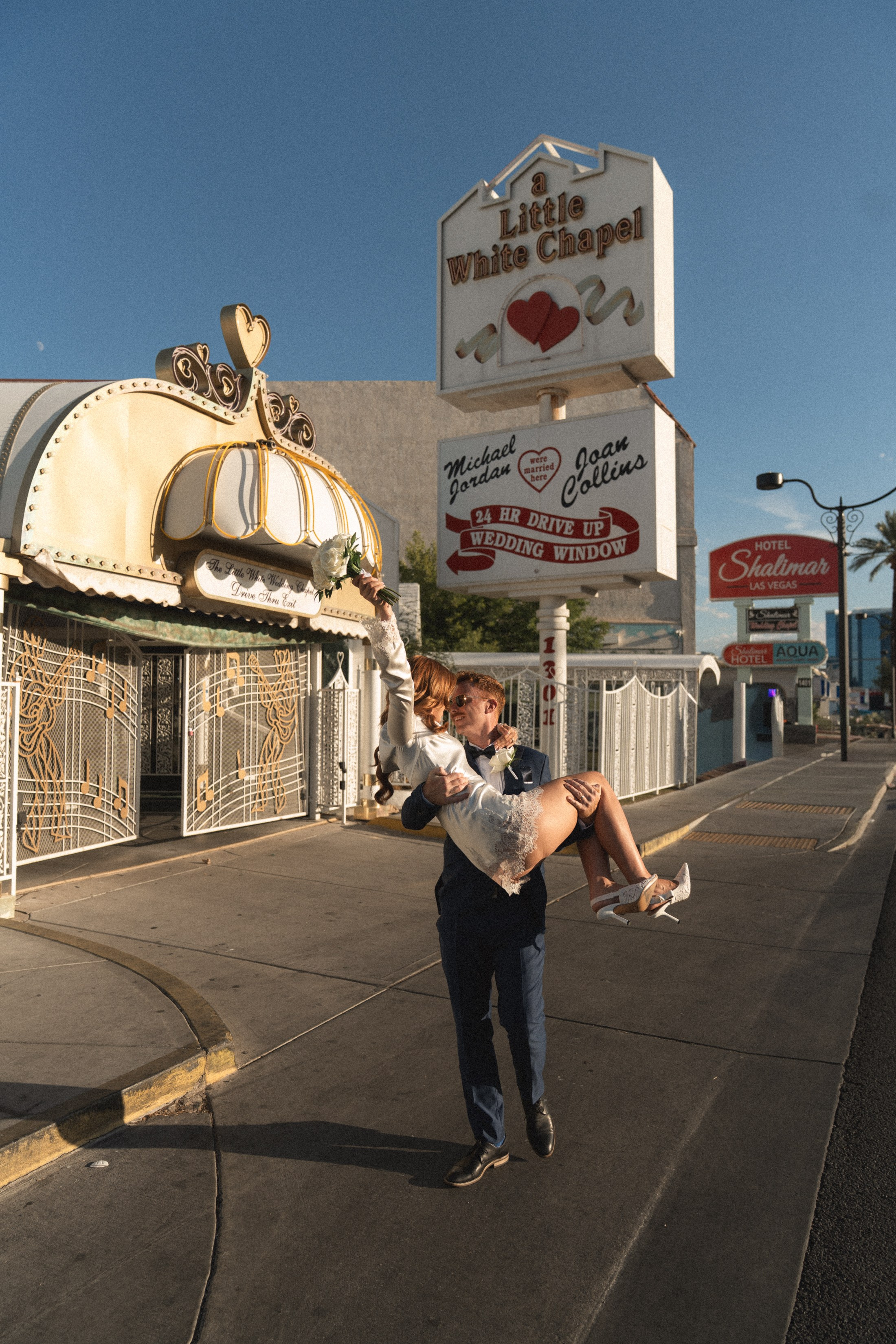 D&A. Wedding & elopement photographer Viktoriya Kravtsov. Las Vegas