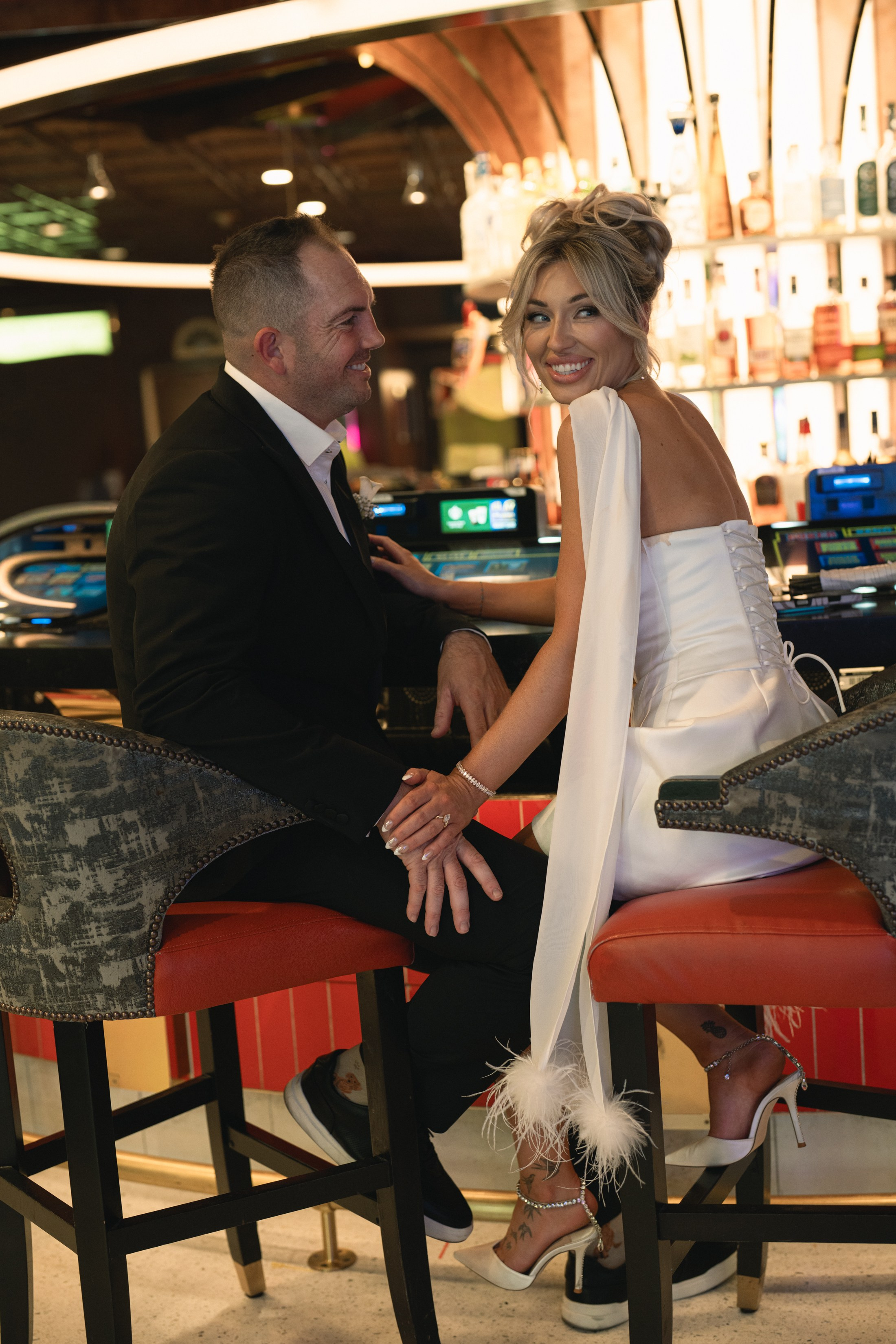 R&B. Wedding & elopement photographer Viktoriya Kravtsov. Las Vegas