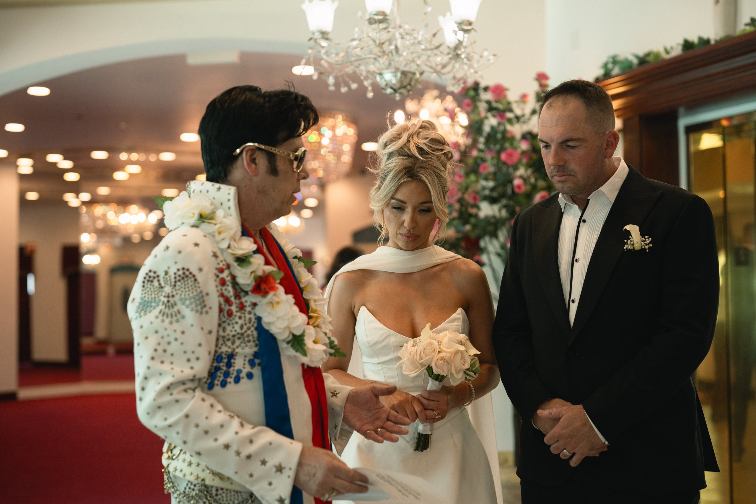 R&B. Wedding & elopement photographer Viktoriya Kravtsov. Las Vegas