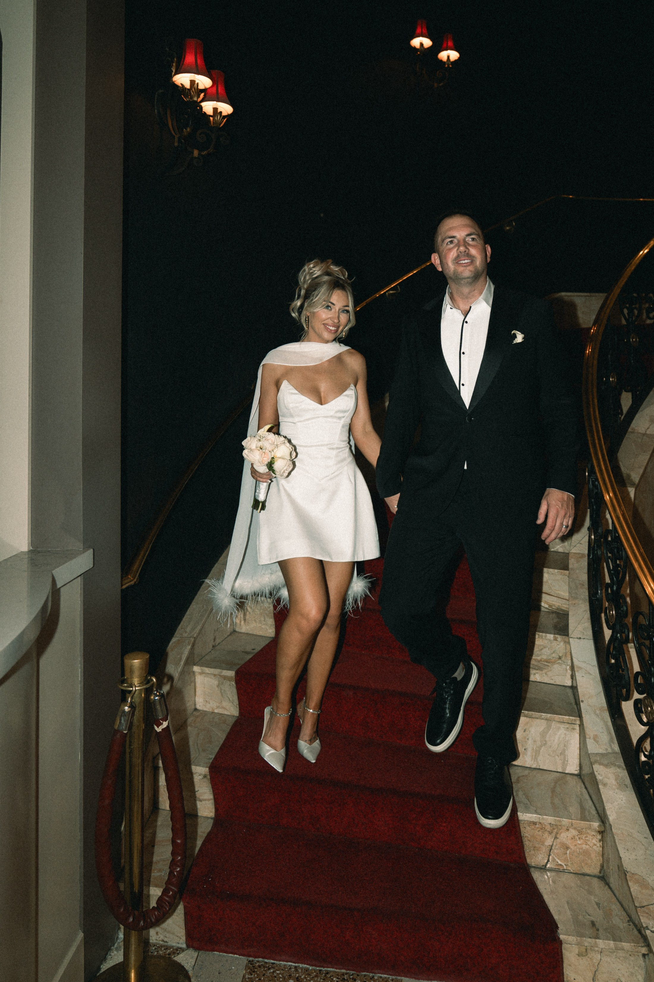R&B. Wedding & elopement photographer Viktoriya Kravtsov. Las Vegas