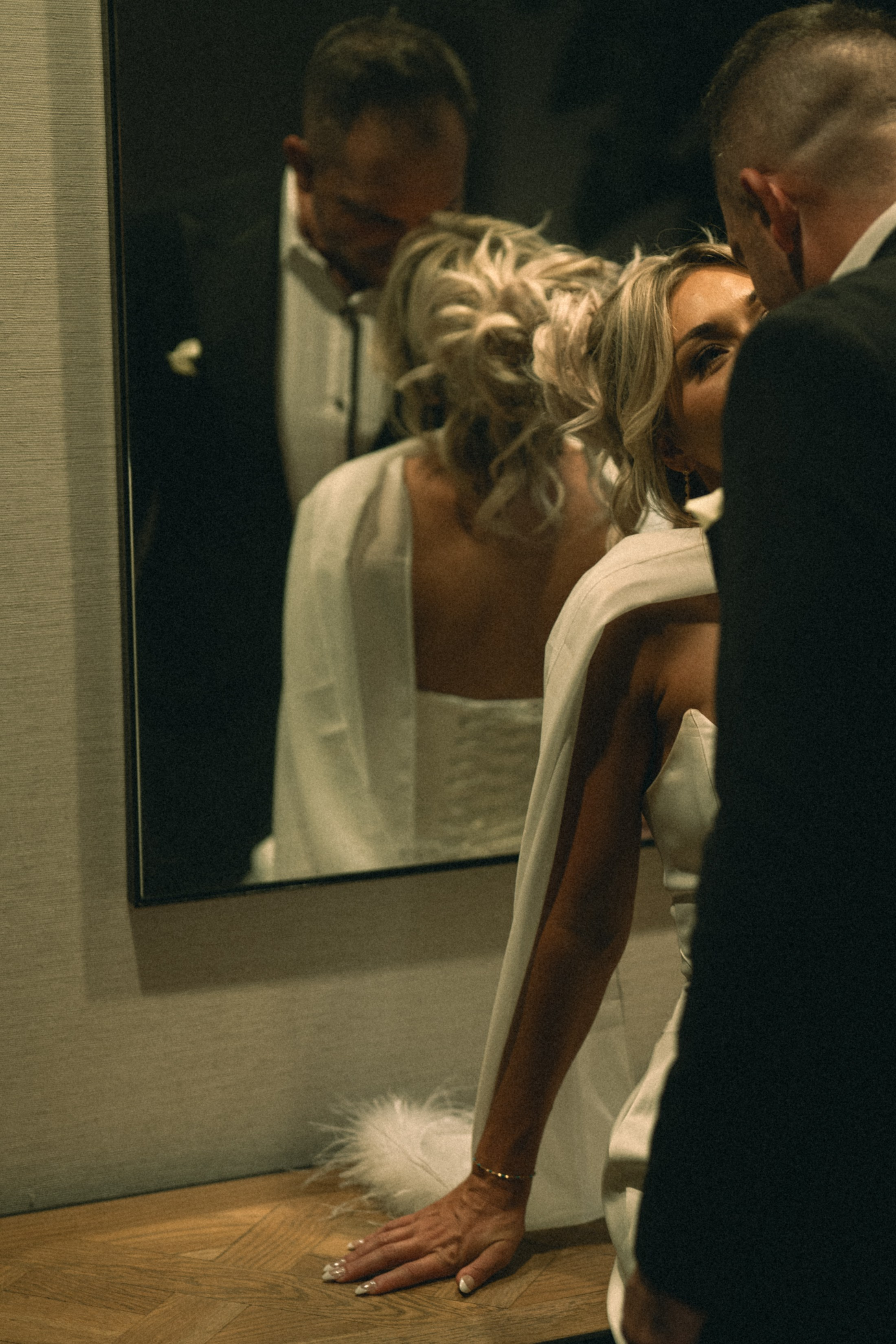 R&B. Wedding & elopement photographer Viktoriya Kravtsov. Las Vegas
