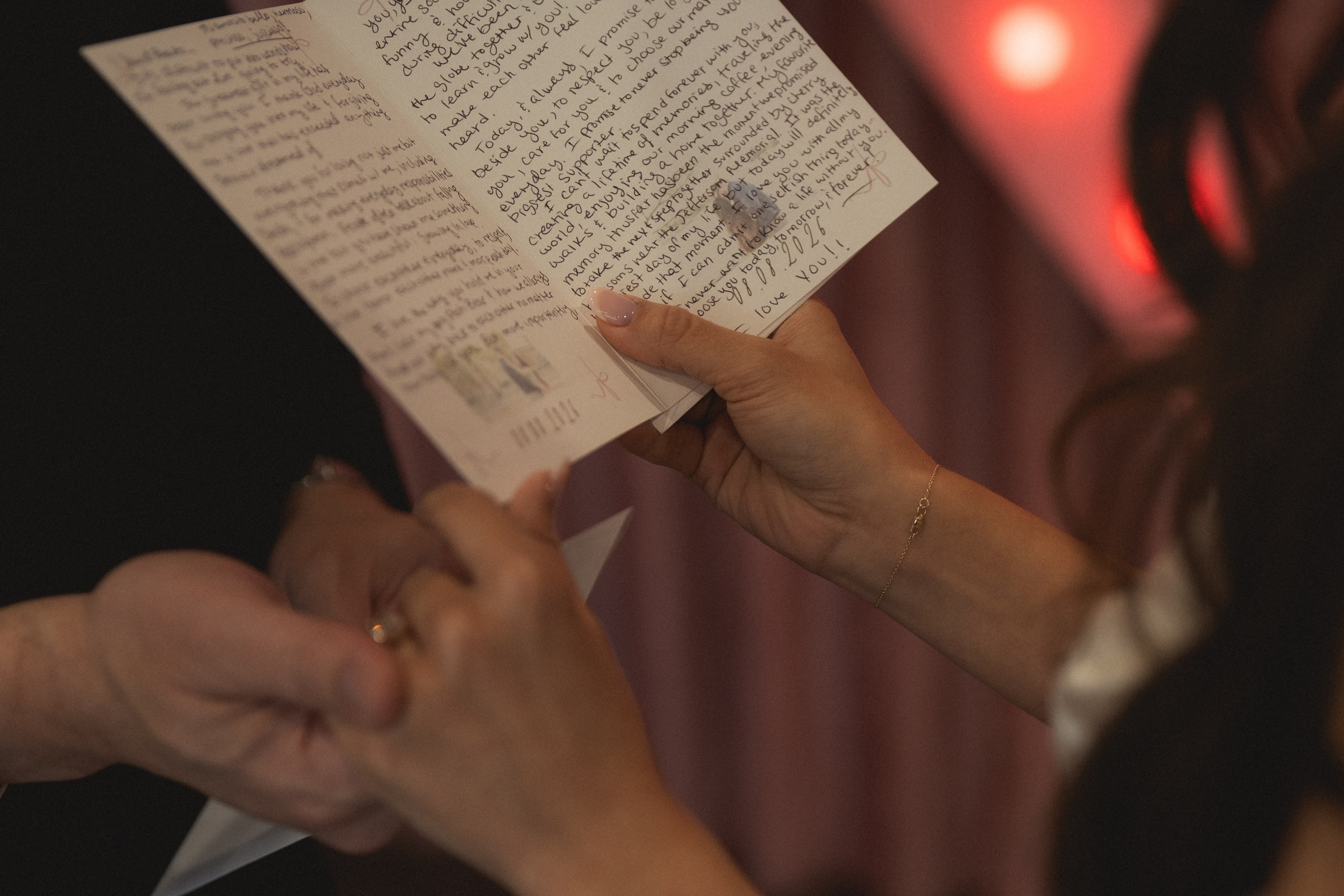 Y&D. Wedding & elopement photographer Viktoriya Kravtsov. Las Vegas