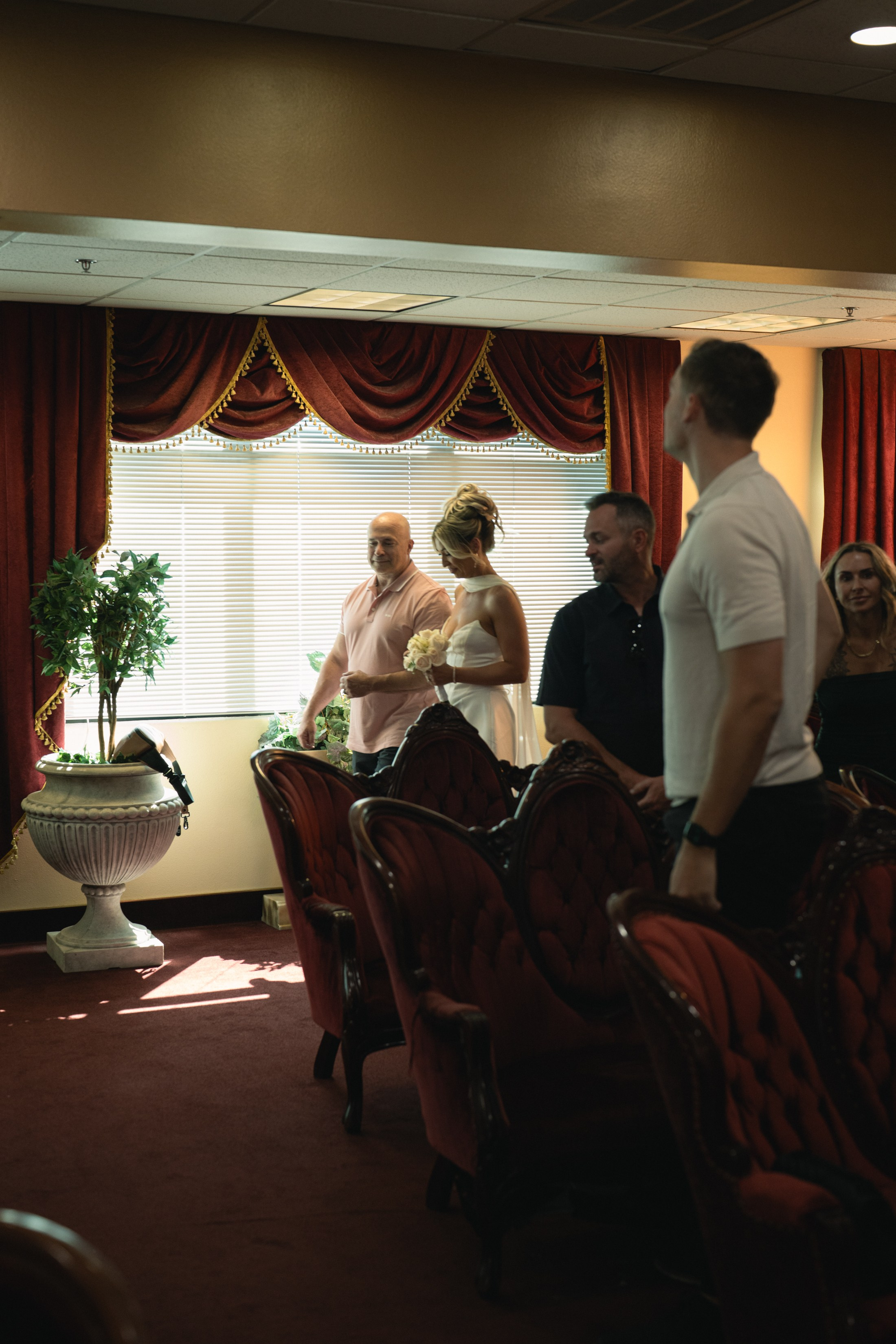 R&B. Wedding & elopement photographer Viktoriya Kravtsov. Las Vegas