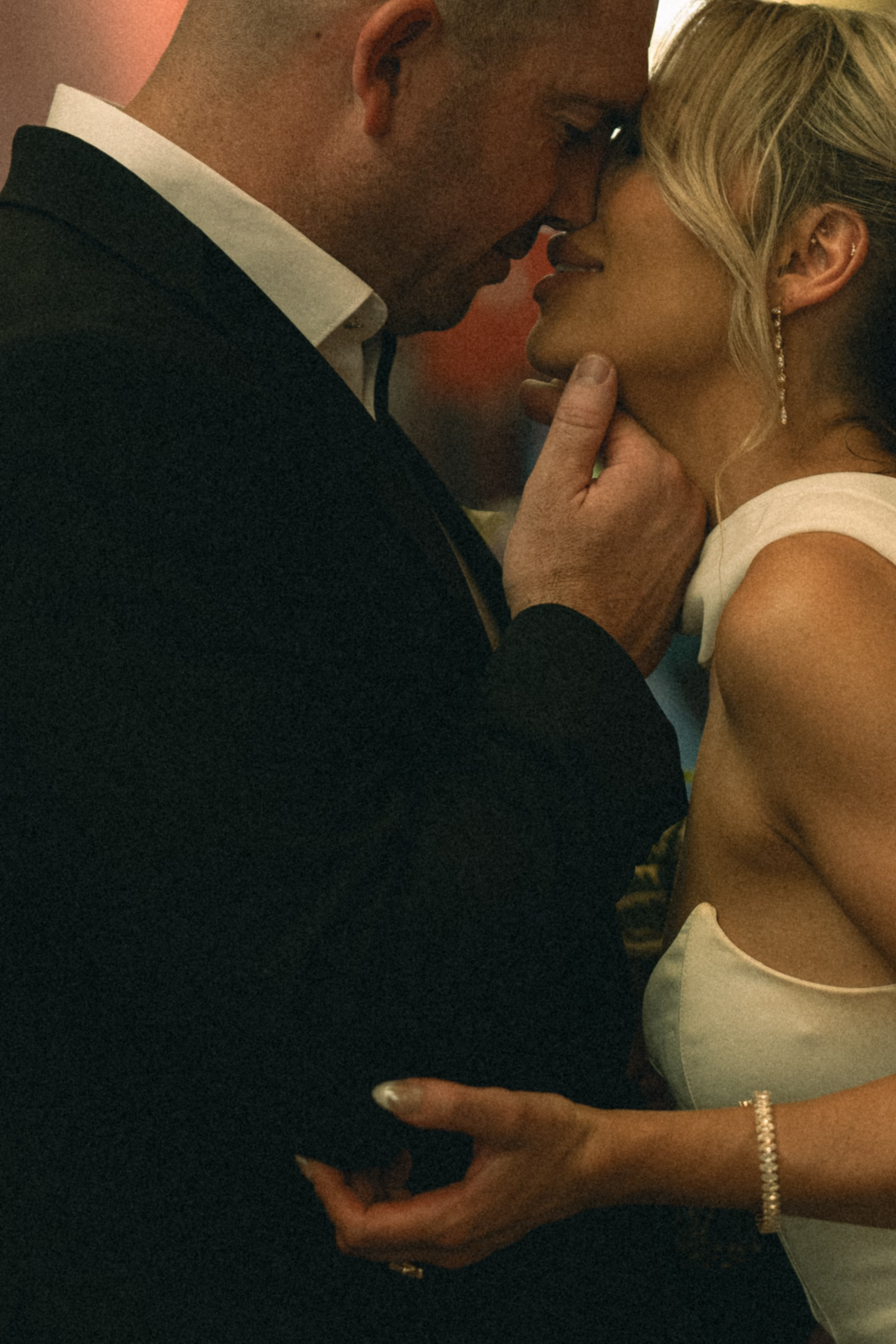R&B. Wedding & elopement photographer Viktoriya Kravtsov. Las Vegas