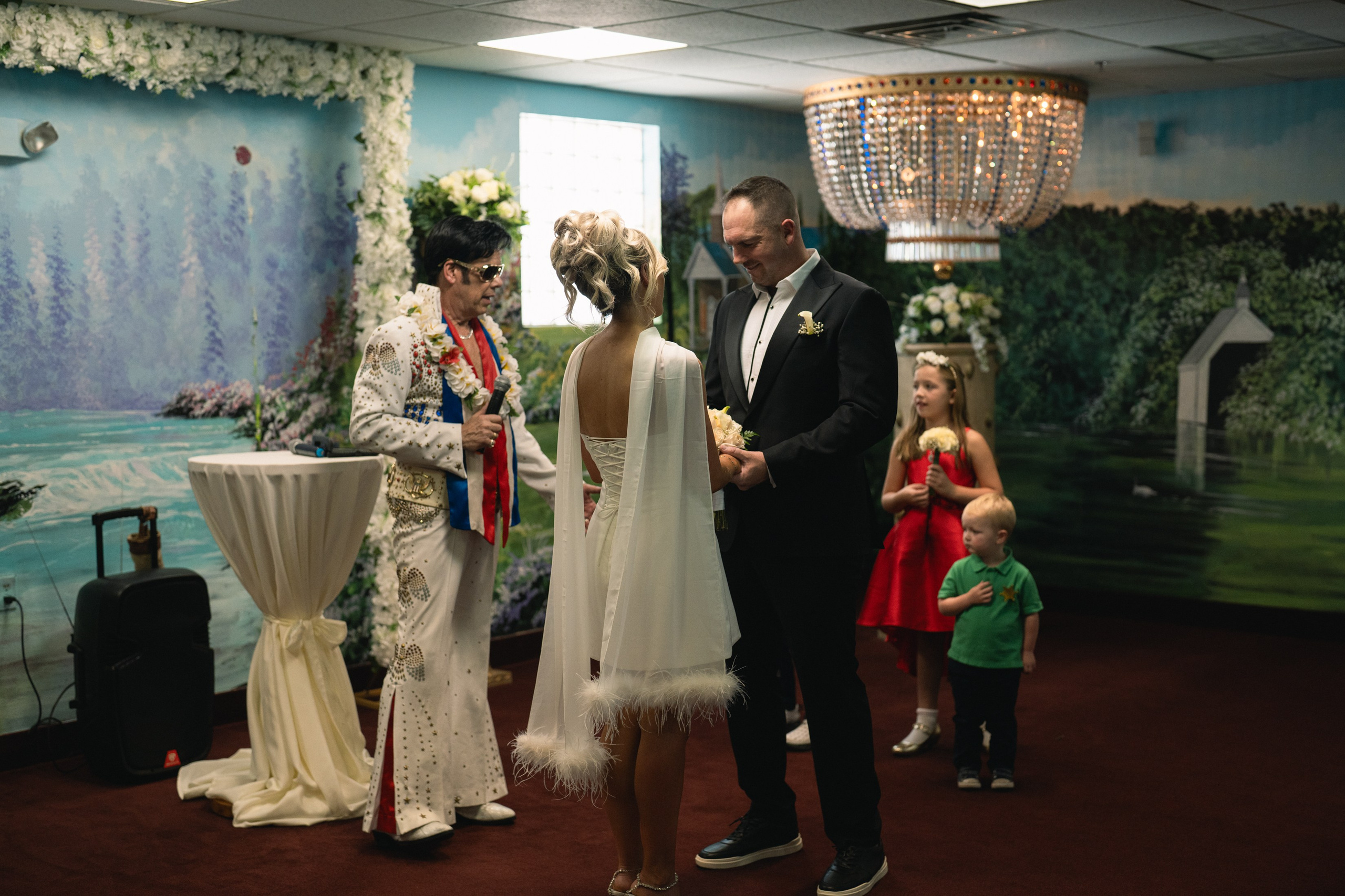 R&B. Wedding & elopement photographer Viktoriya Kravtsov. Las Vegas