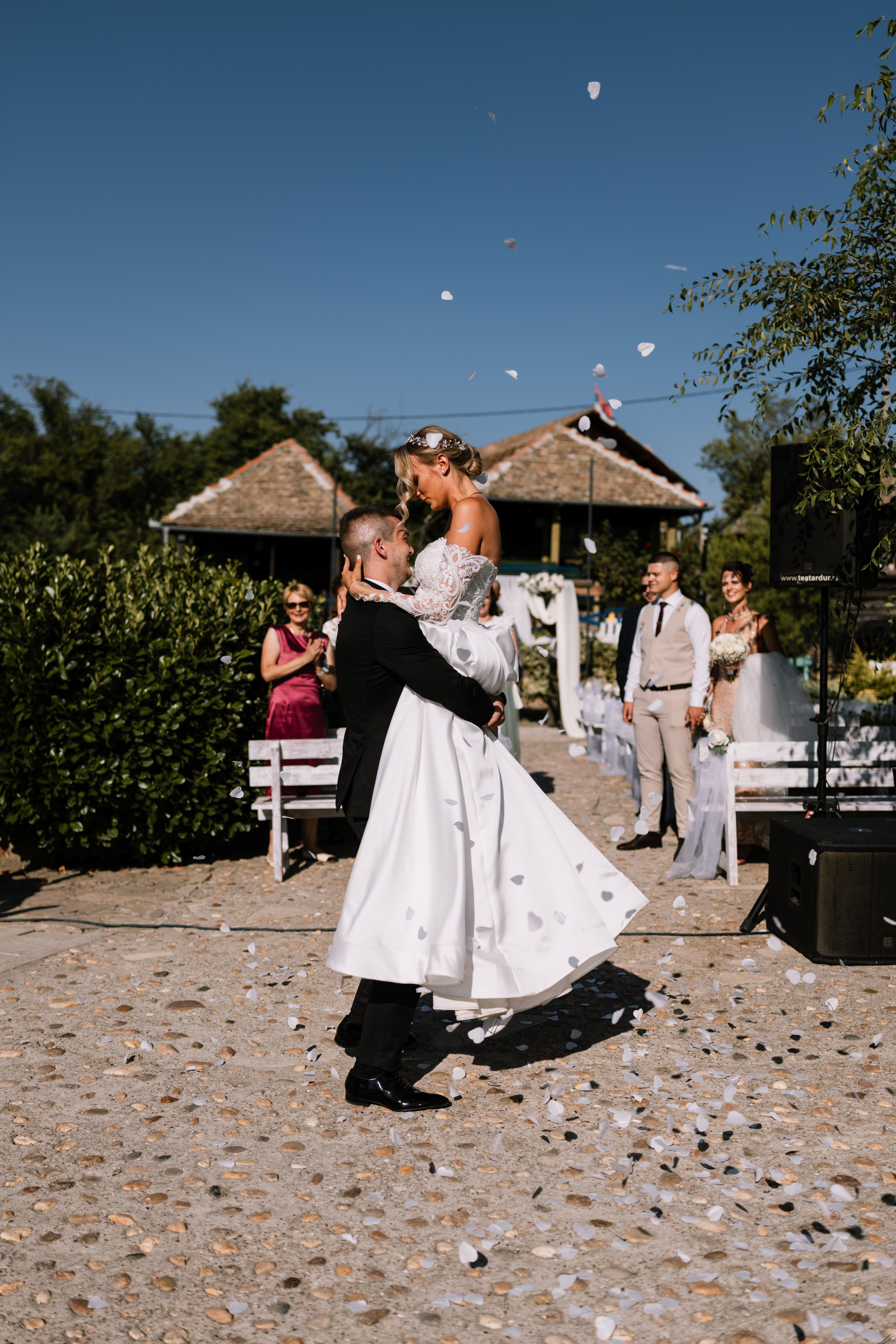 Monika i Strahinja. Wedding fotograf u Srbiji – Bojan Vijatov