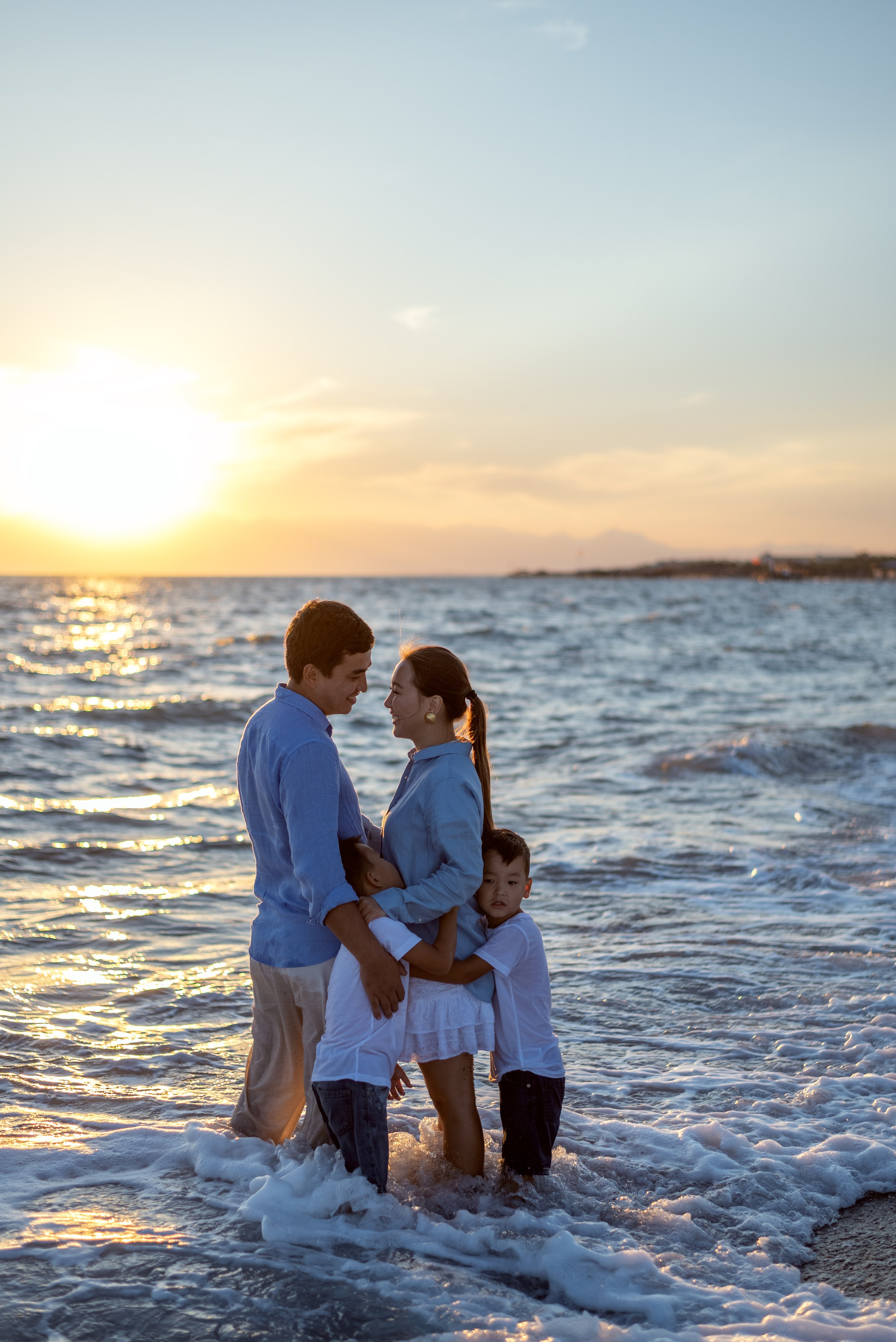 Семейная фотосессия на пляже в Белеке. Фотограф Анталия, Кемер, Белек, Сиде Дарья Кая