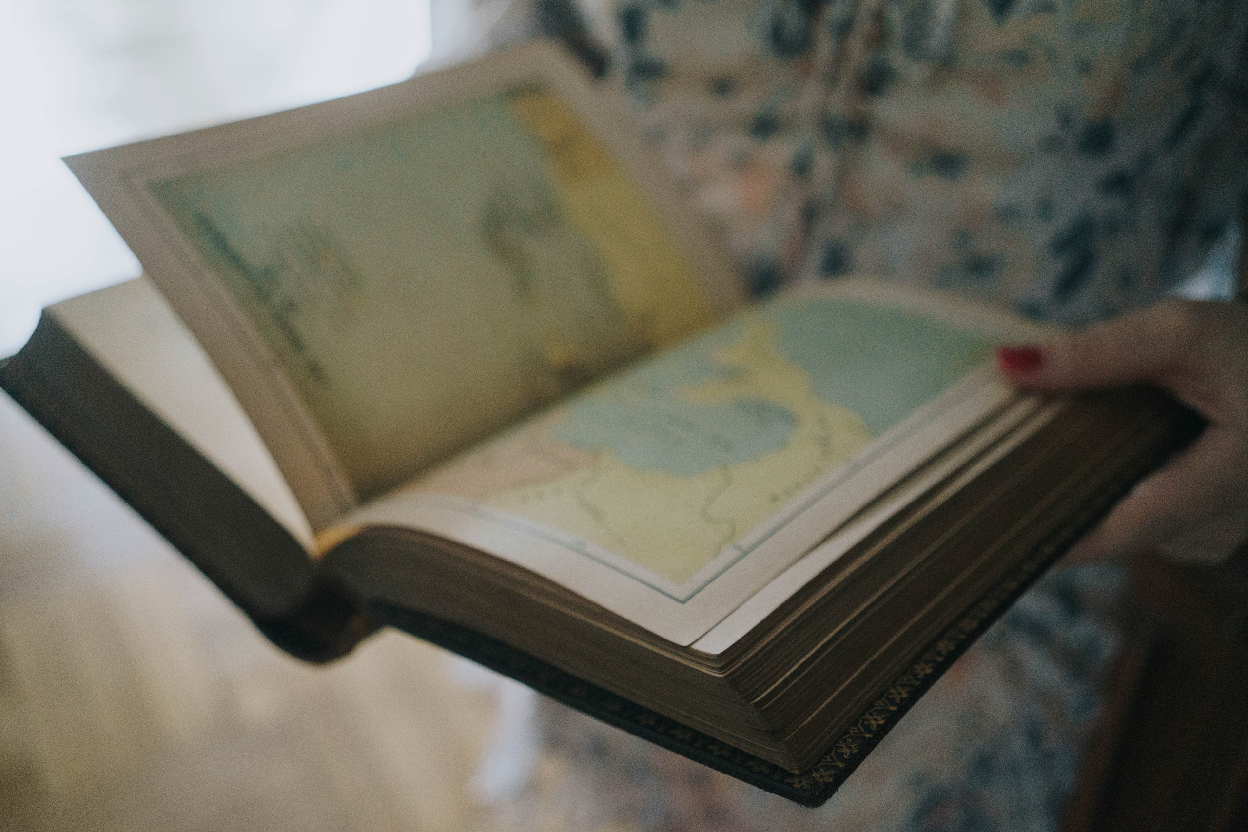 Family photo shoot. Buenos Aires. Photographer @elmirkami in the city of Buenos Aires