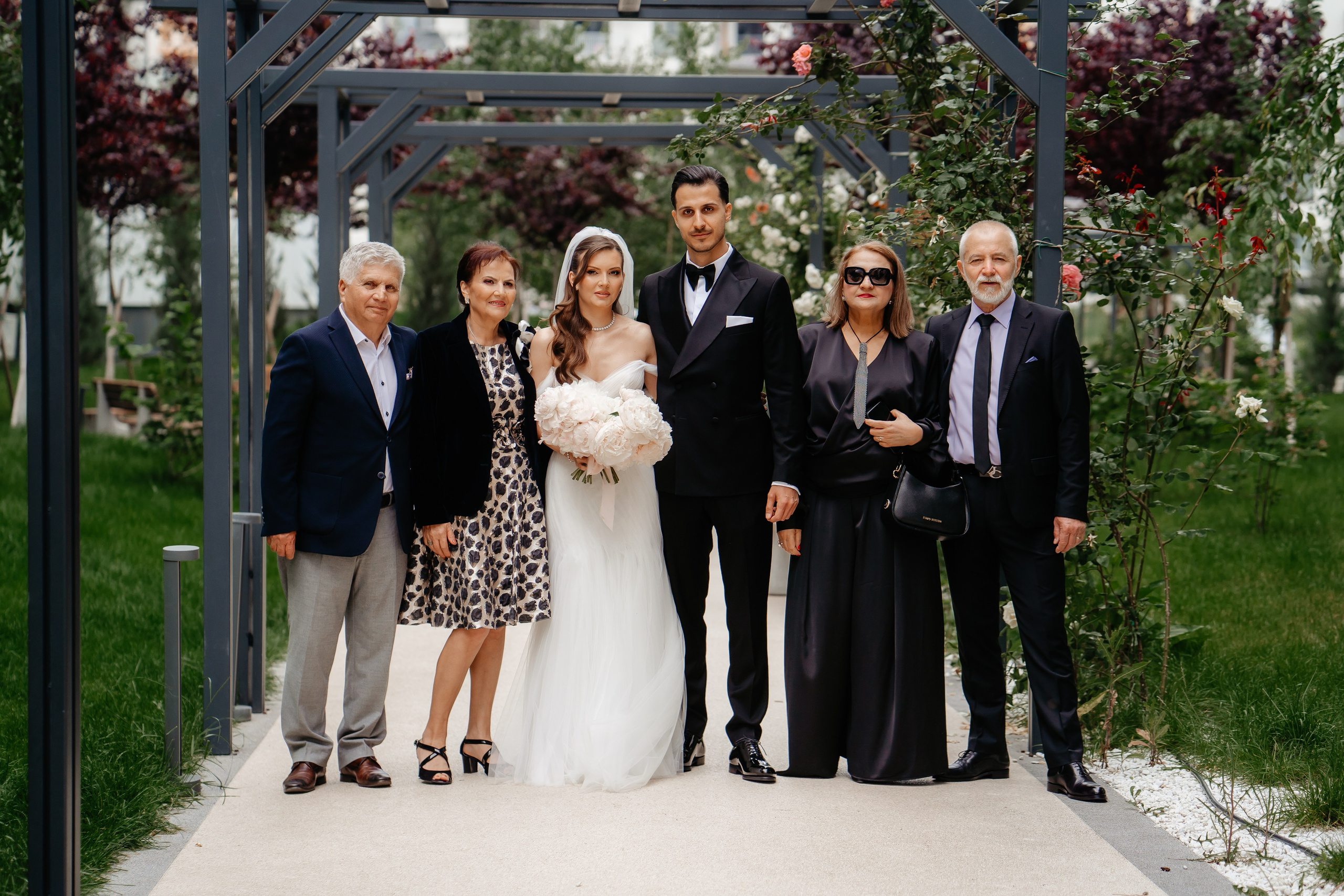Nunta Ana si Andrei — Love story de Mai. Fotografi de nunta in Bucuresti, Iulia si Stefan Ovidiu