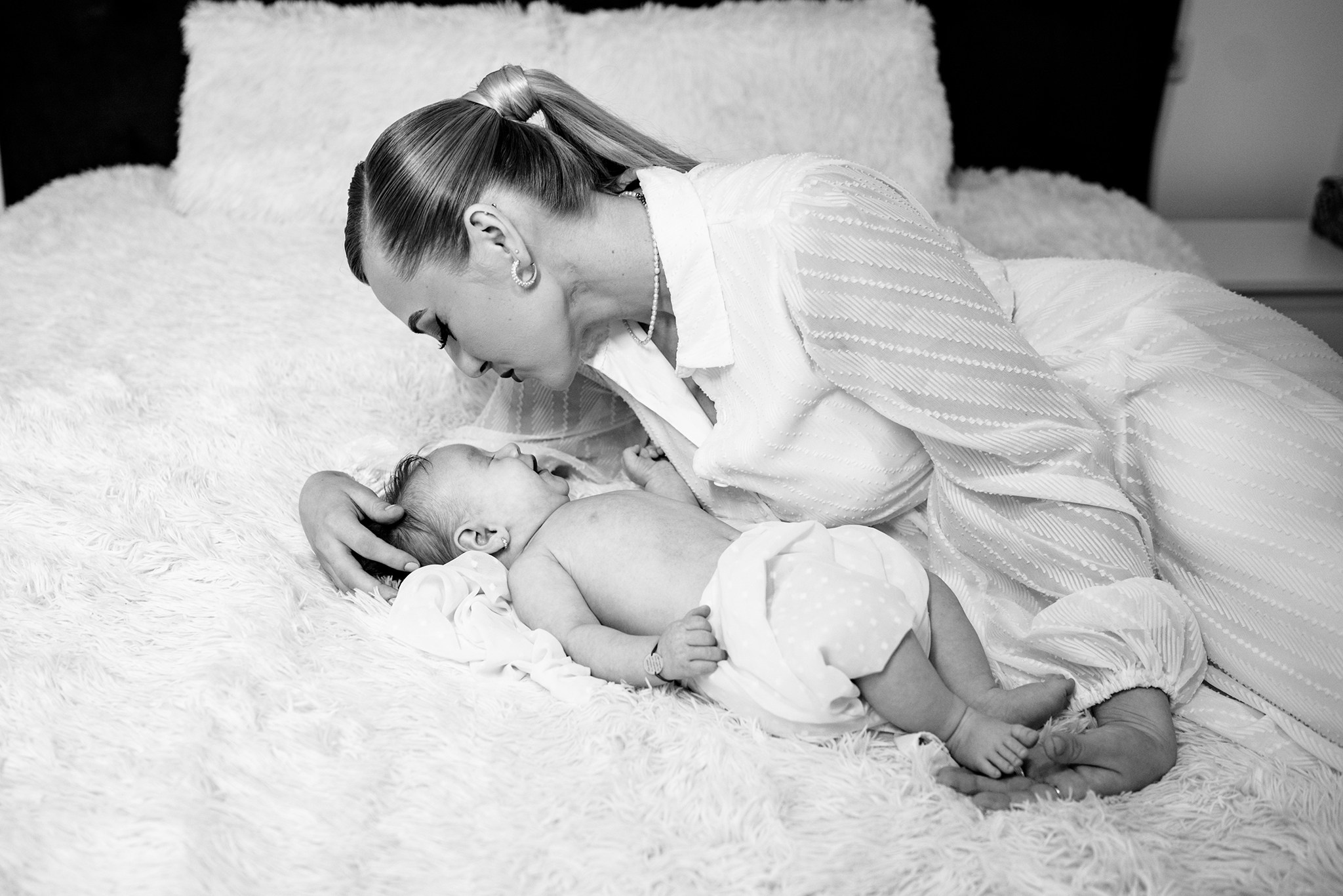 Sweetest devotion. Iris Lara. Acasă