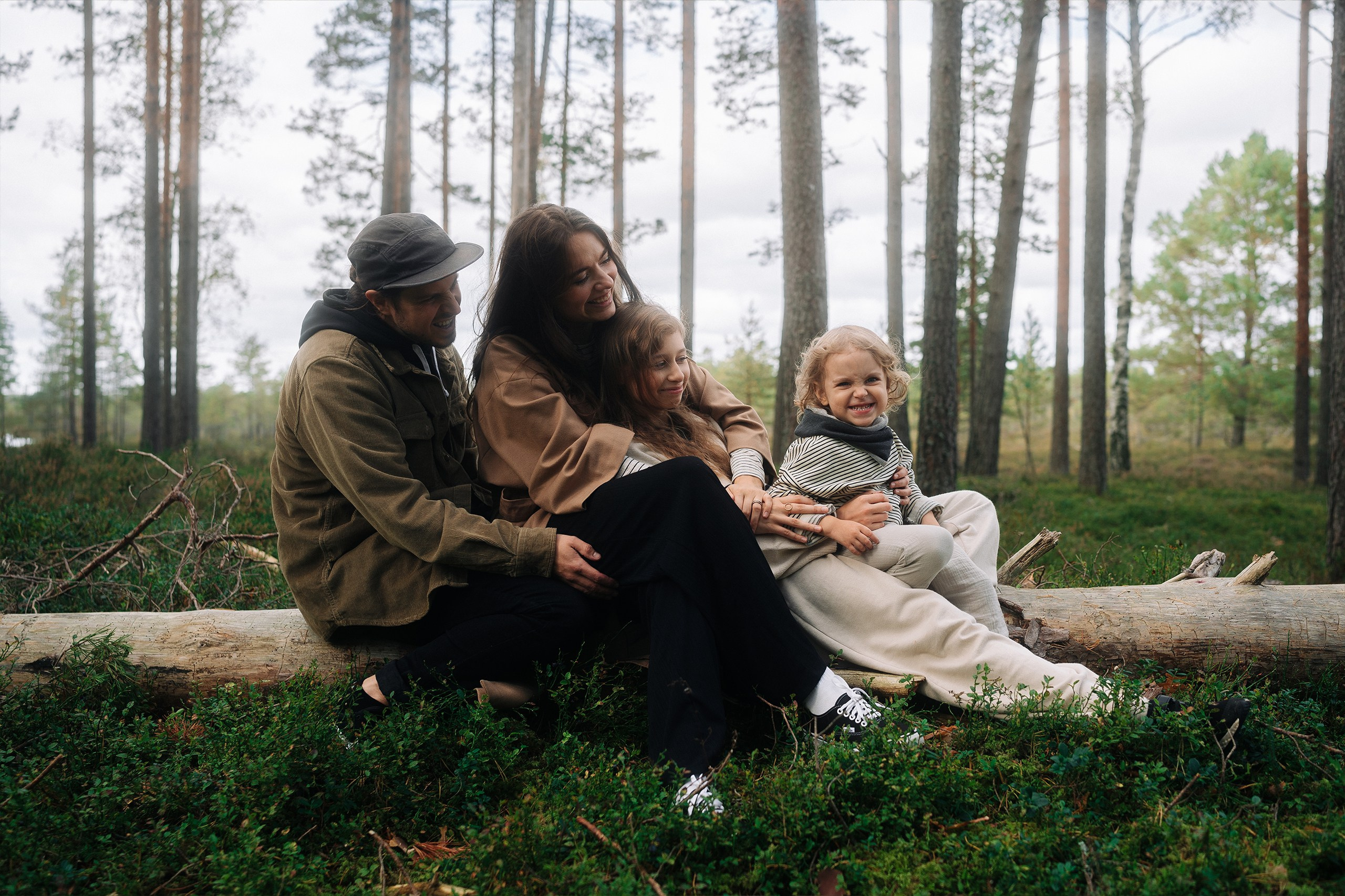 Forest Picnic. Couple and Family Photographer in Tallinn, Sasha Kaloshin