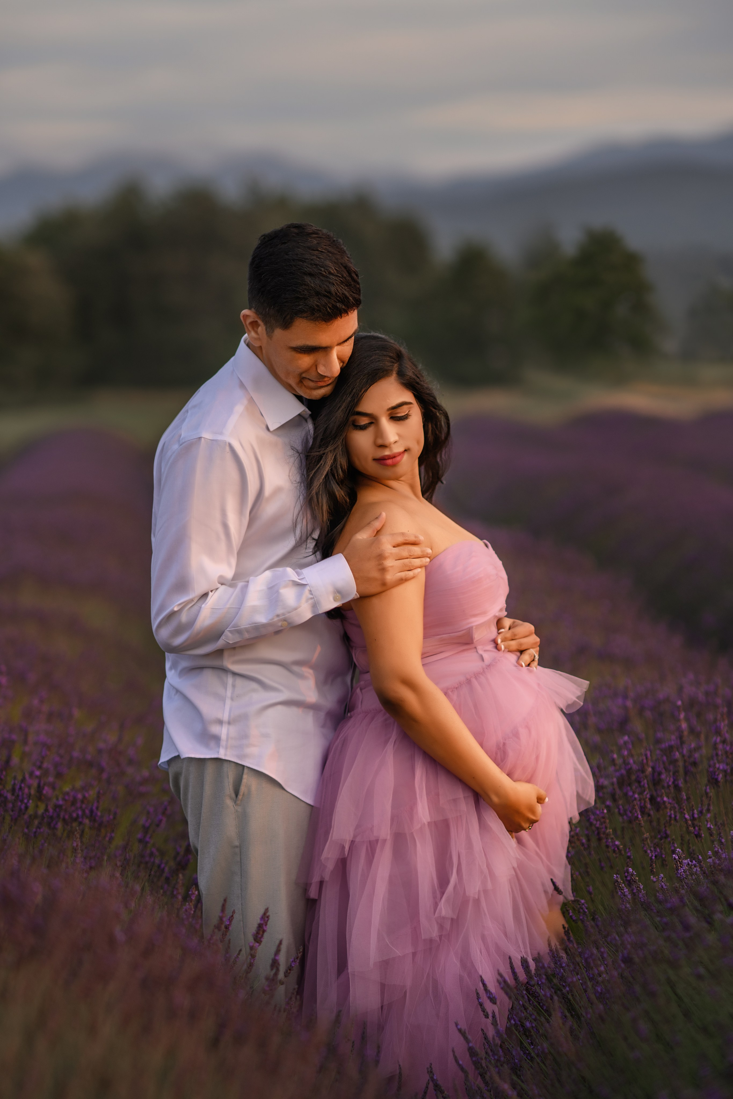 Praveena. Wedding & family photography in Seattle area. Helen Michelle photographer