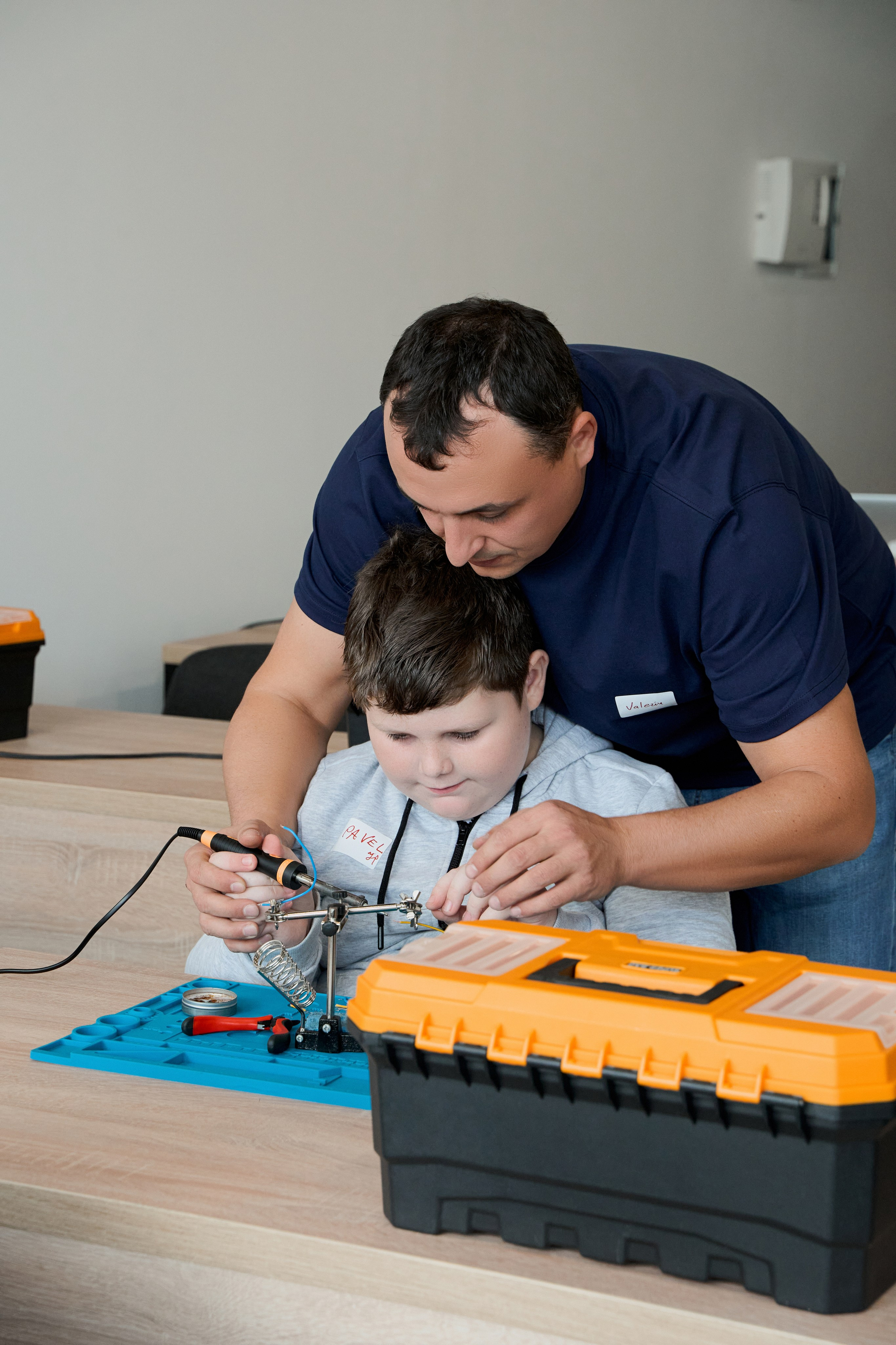 Minivolt. Привет