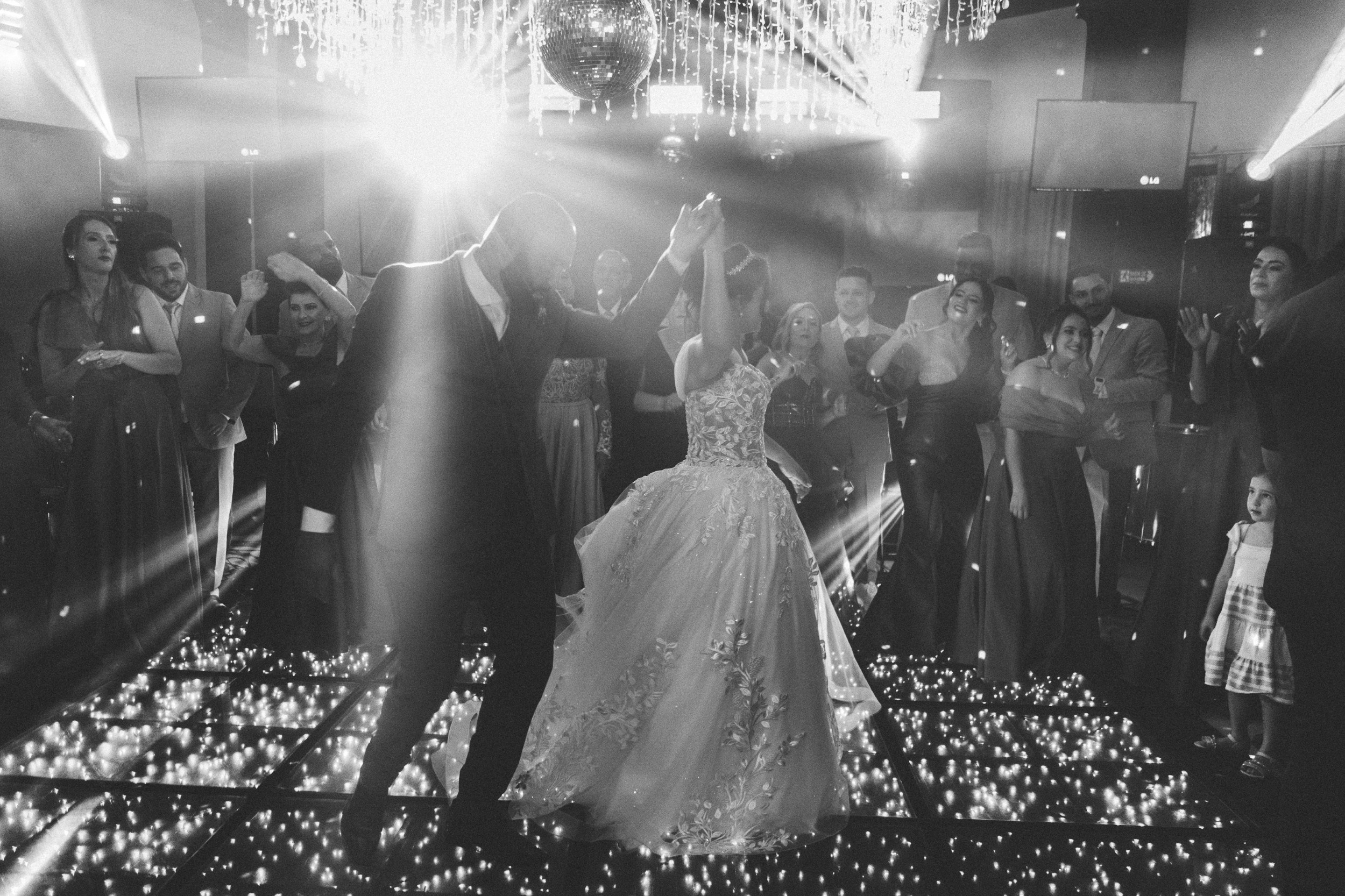 Casamento Aliriane e Willian — Novo Horizonte. Fotógrafo de casamento e Filmmaker de casamento