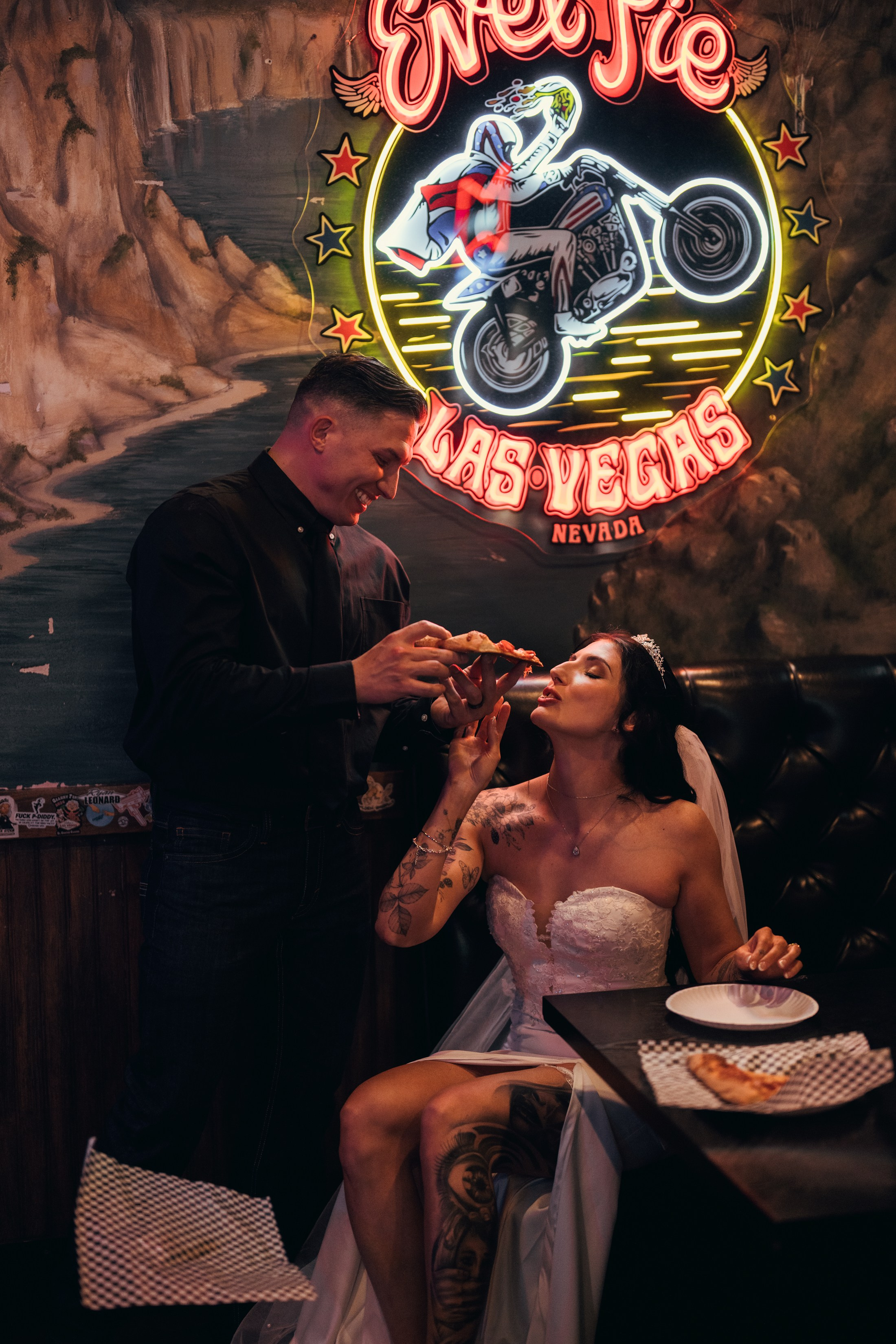Krystina&Raymond. Wedding & elopement photographer Viktoriya Kravtsov. Las Vegas