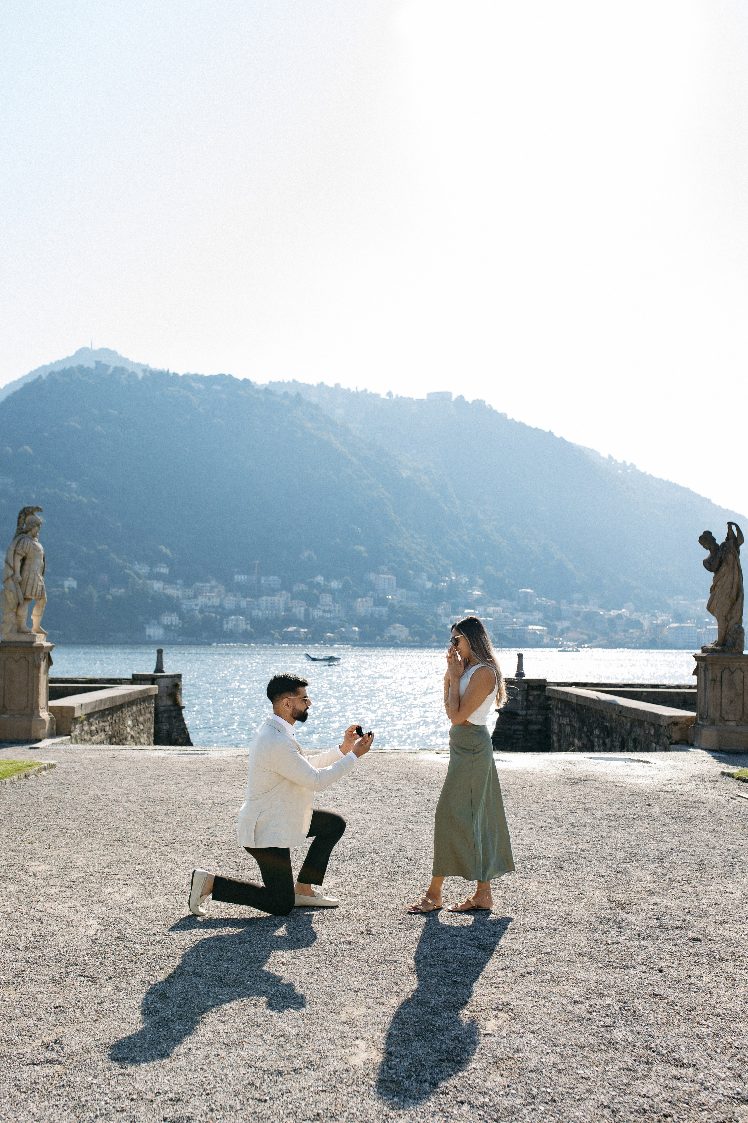 She said yes 💍. Wedding photographer in Italy