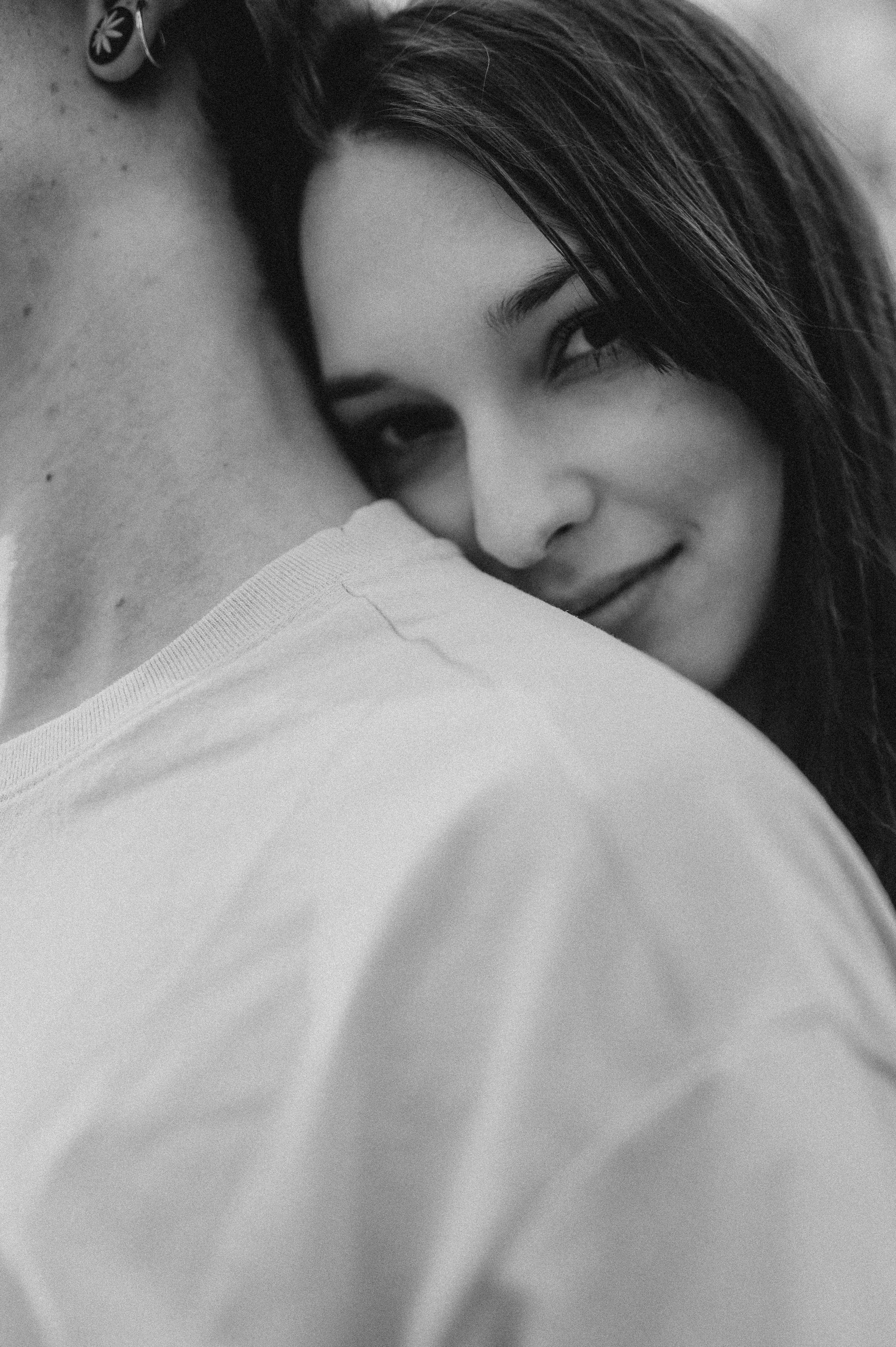 Sedinta foto la apus de primavara, copaci infloriti primavara. Proud Vision Weddings | Wedding Photography & Film — Servicii profesionale Foto Video Nunta Iasi