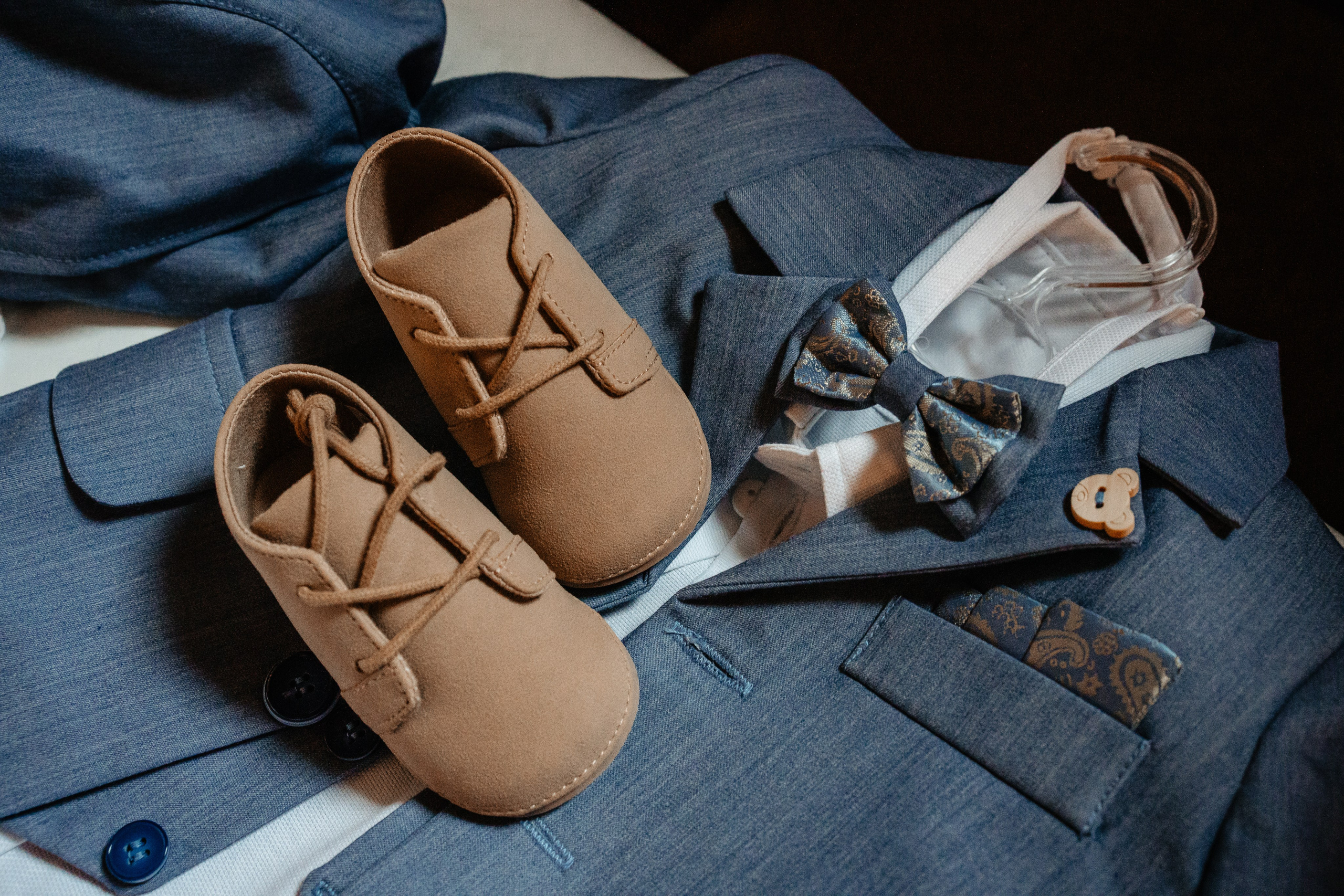 Mathias Filip. Raw Studio. Fotograful tau de nunta!