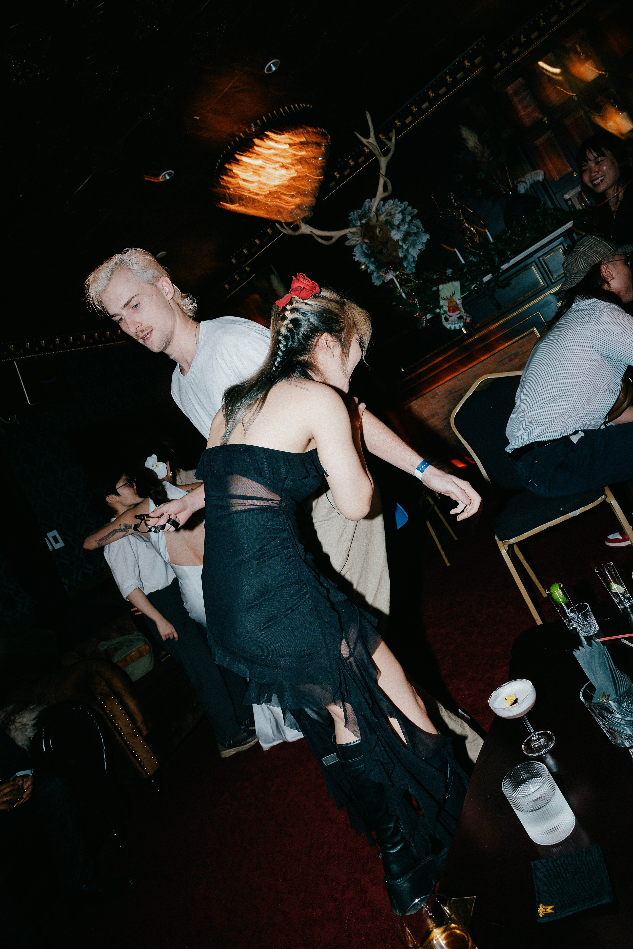 HIEP & TRINH / After wedding. Nhiếp ảnh gia đám cưới hàng đầu tại Thành Phố Hồ Chí Minh