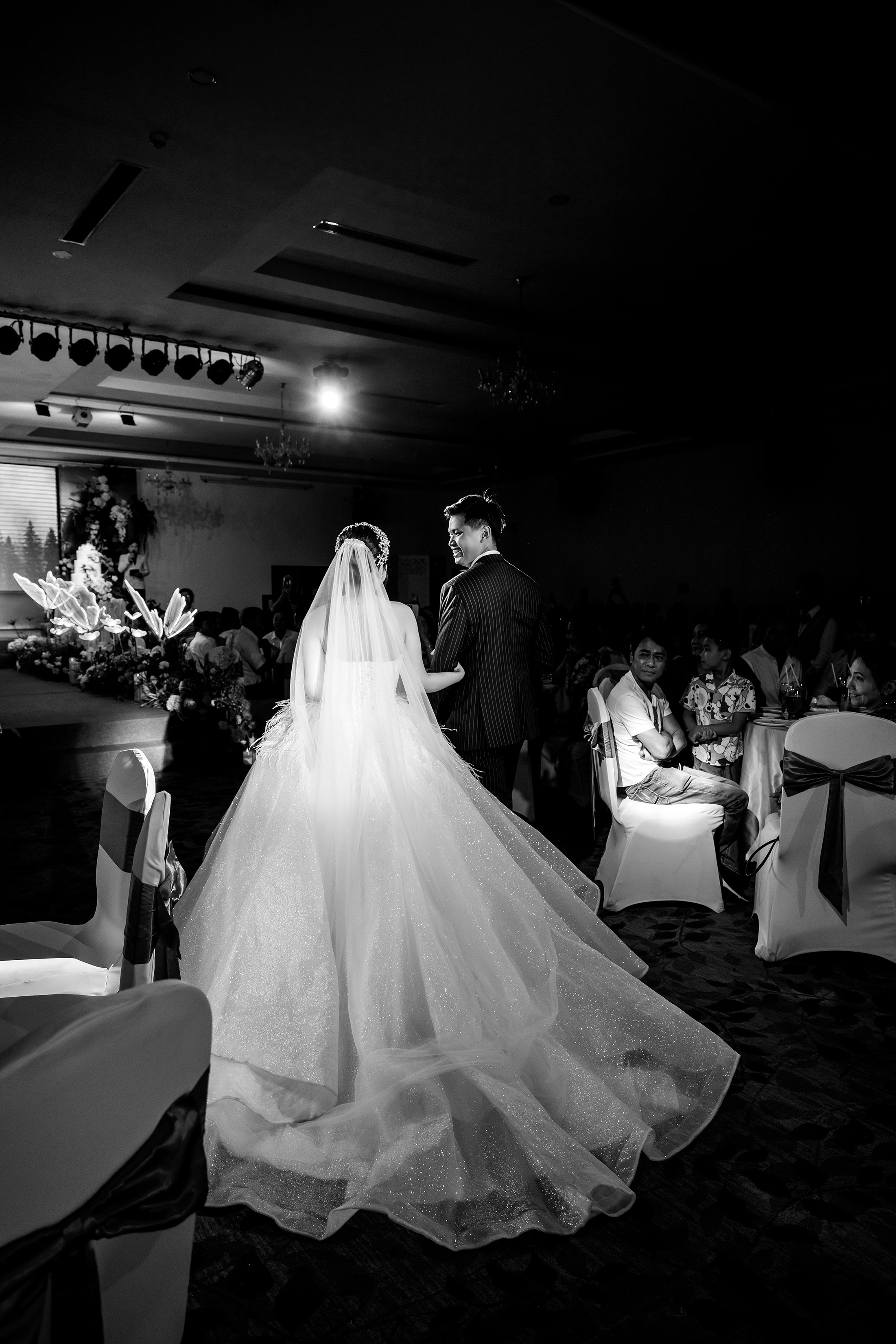 TOAN & VY / Wedding Journalism. Saigon Wedding Present | Art Beyond Moments