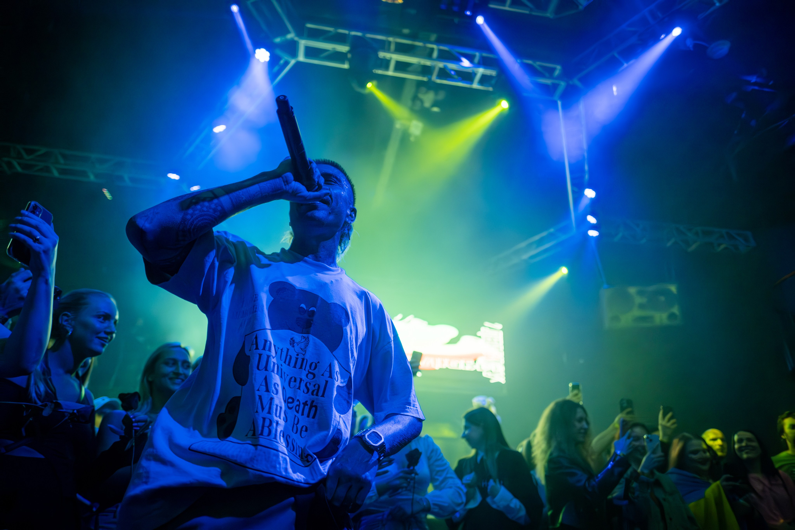 SHUMEI_YAKTAK_QUESTPISTOLS / 2023. Reportage concert portrait photography in the San Francisco Bay Area