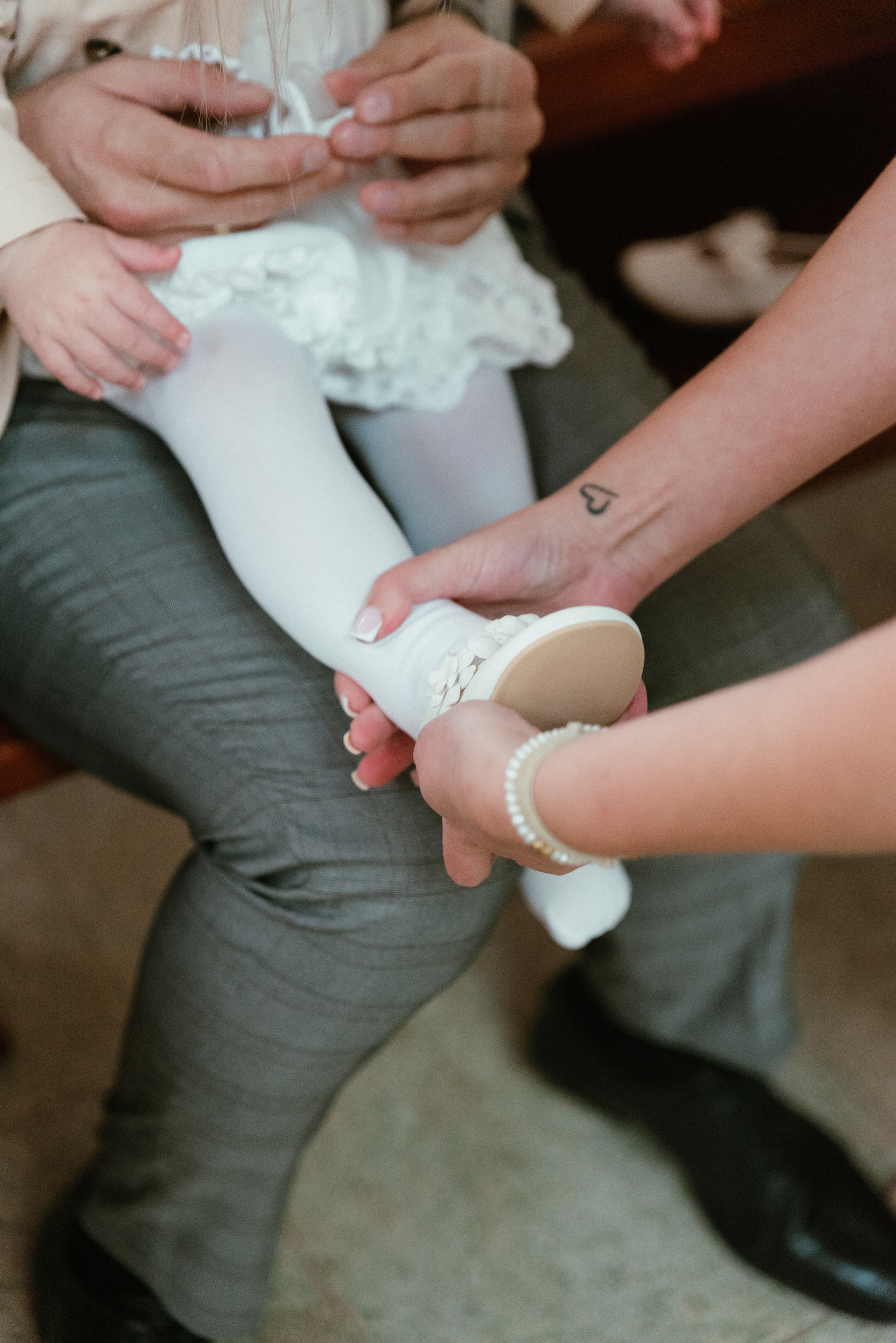 Chrzest Pola. Eugene Save – Fotograf Ślubny i Rodzinny | Warszawa i Cała Polska