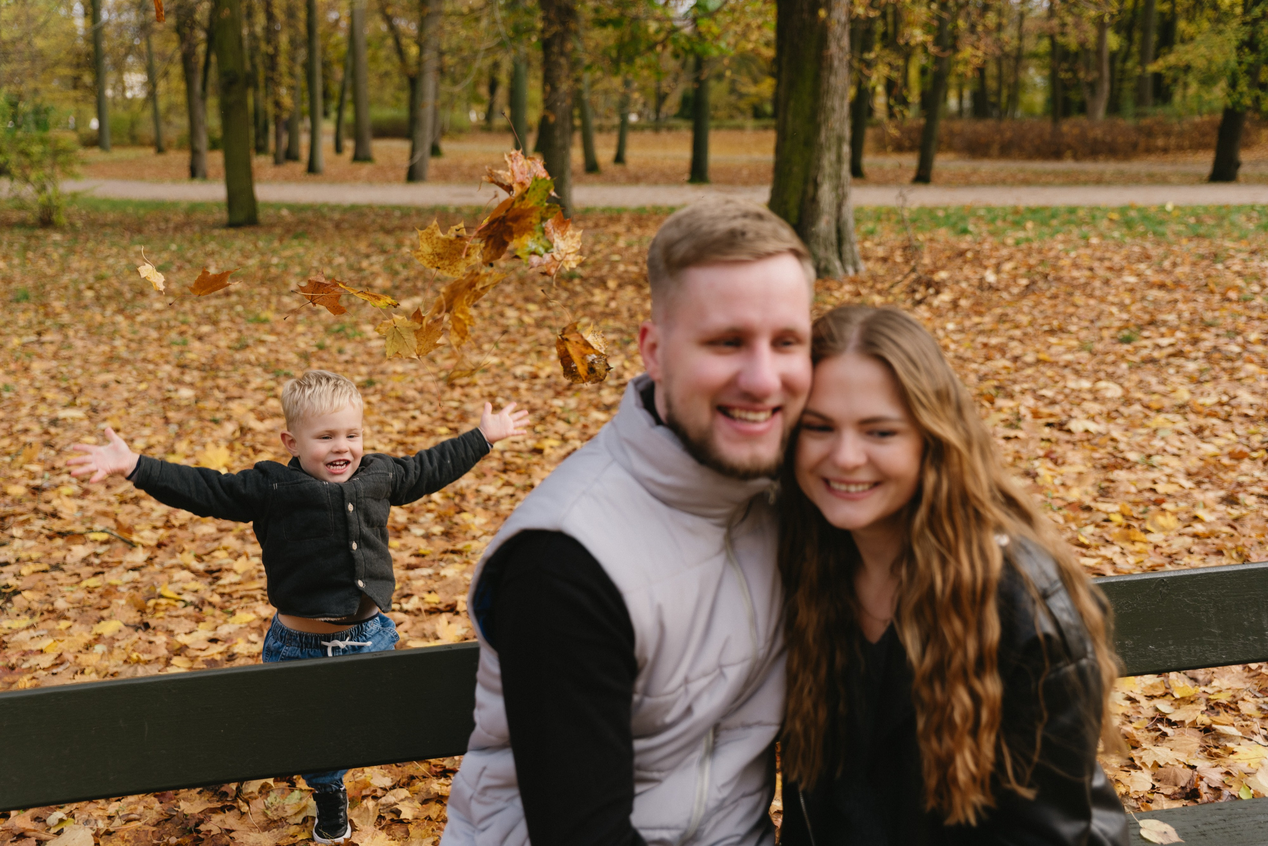 Sesja rodzinna Hanna, Vlad & Matvei. Eugene Save – Fotograf Ślubny i Rodzinny | Warszawa i Cała Polska