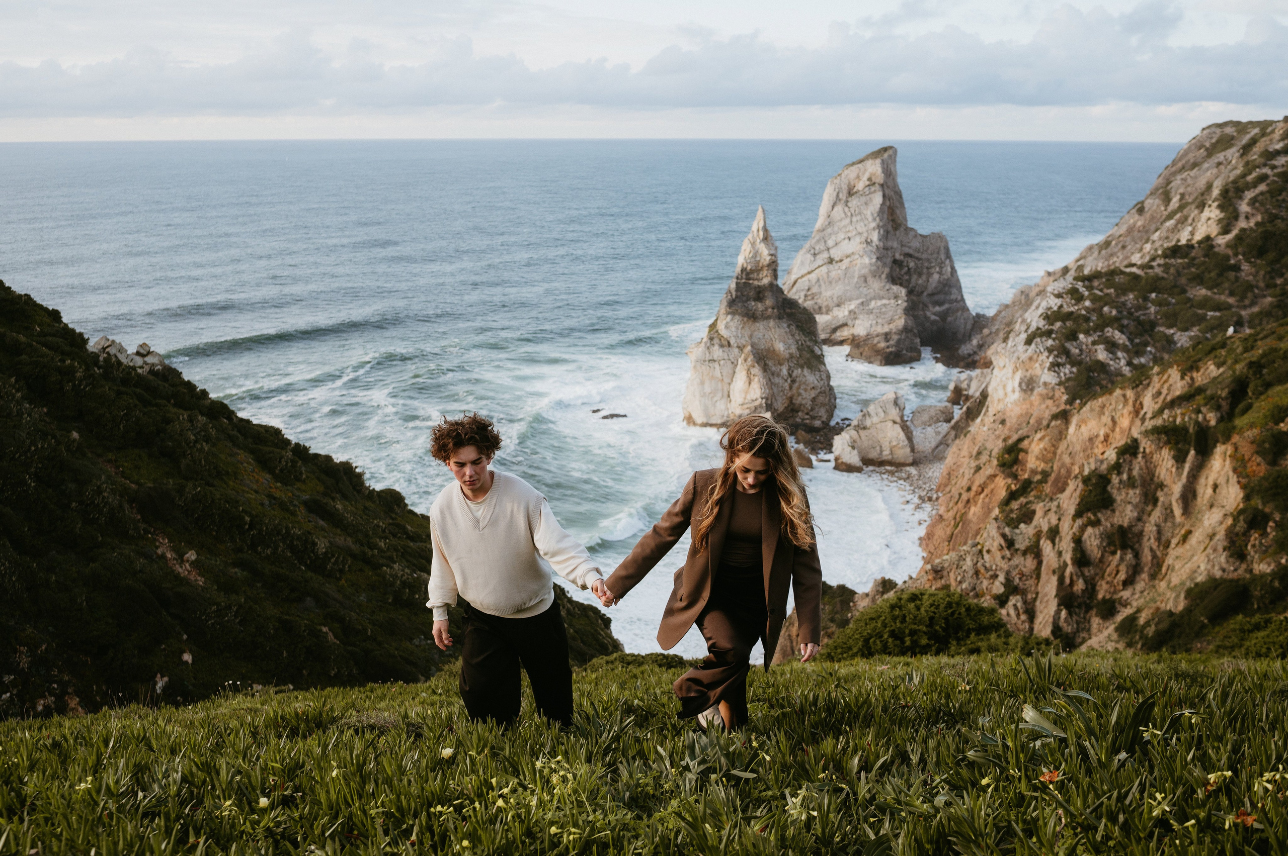Praia da Ursa – ședință foto de cuplu într-un loc magic din Portugalia. Valentin Melen — wedding photographer