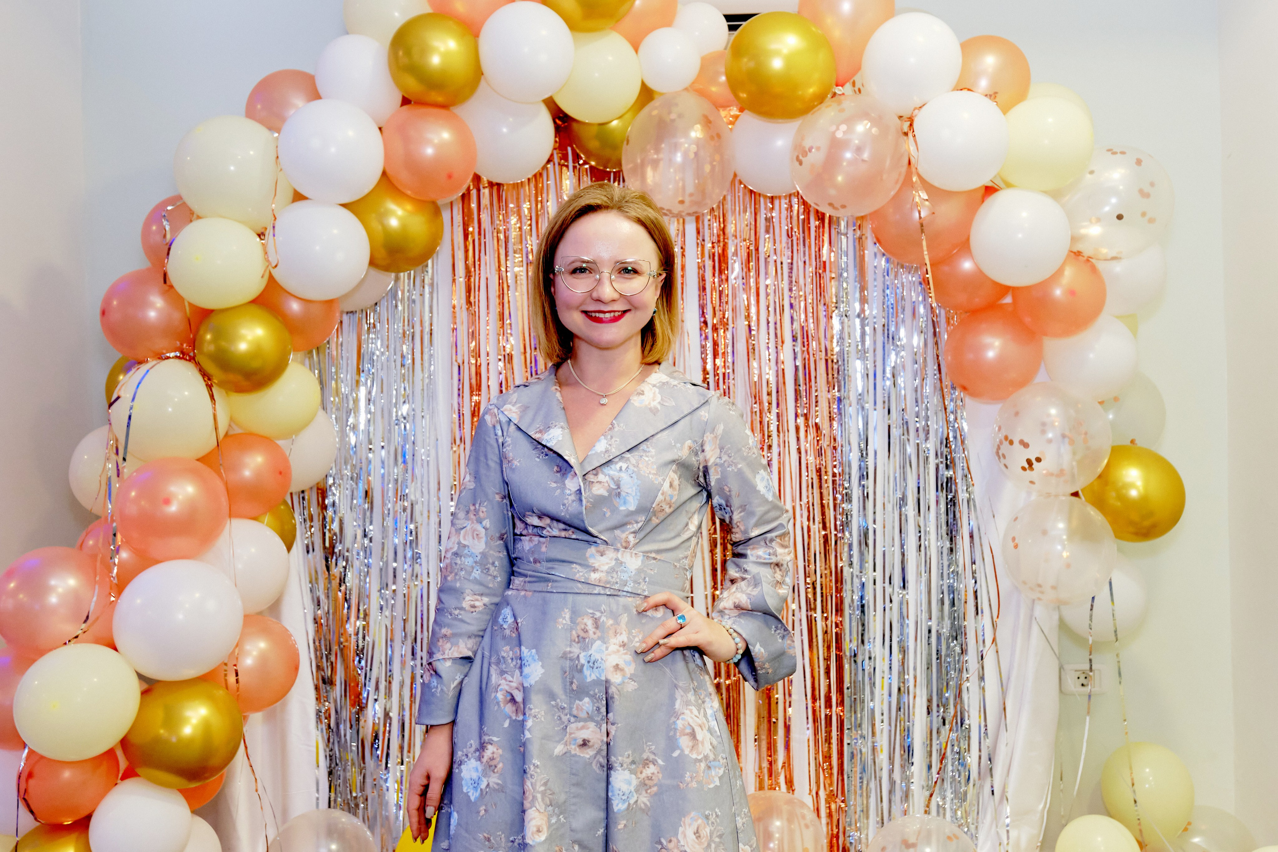 Фоторепортаж з благодійного Новорічного балу у Чорногорії. Портретний фотограф Альона Новгородцева