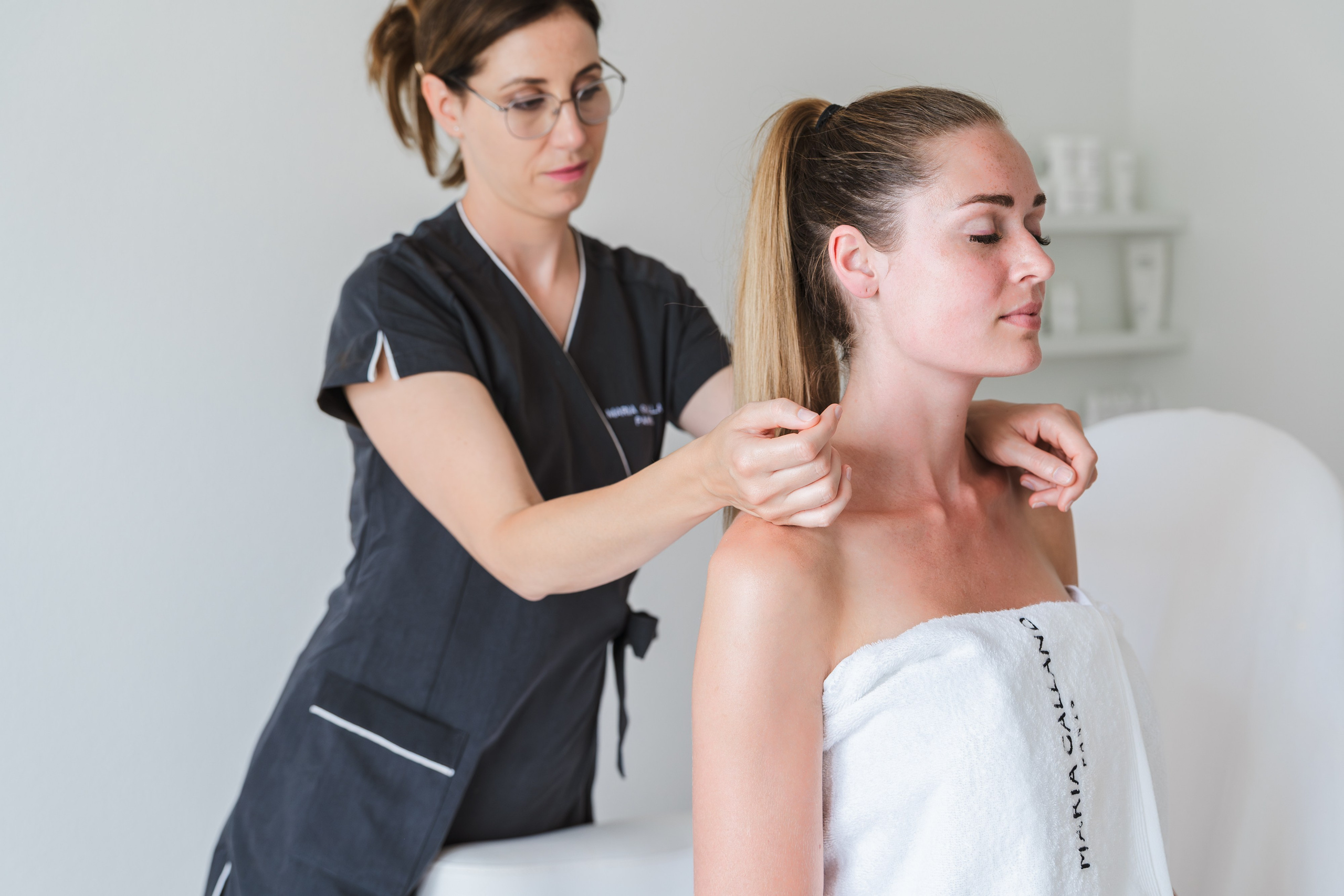 Personal Branding. Photographer in Zurich – Weddings, Portraits & Event Photography | Anetta Damm