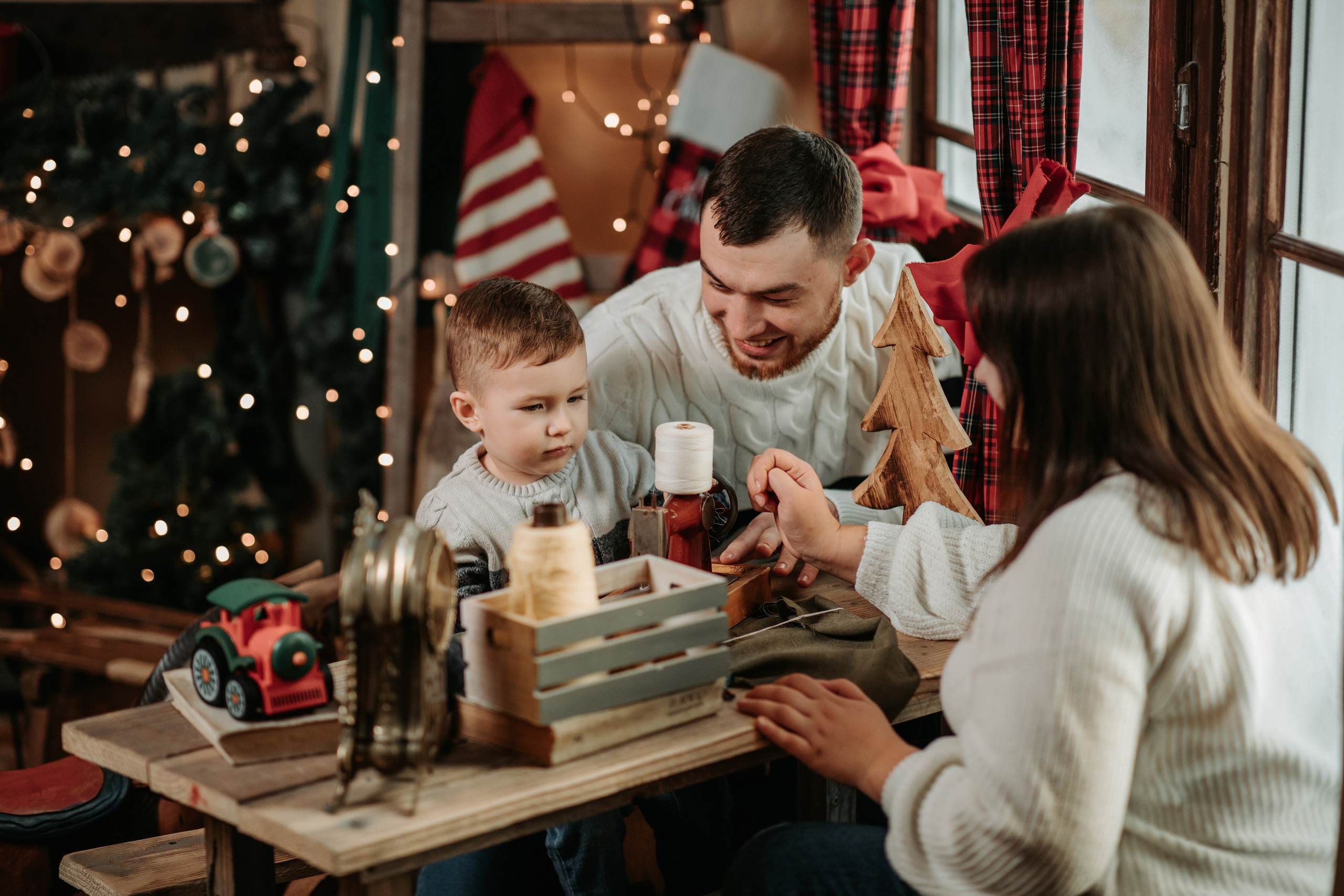 Christmas Time. Wedding, Family Photographer