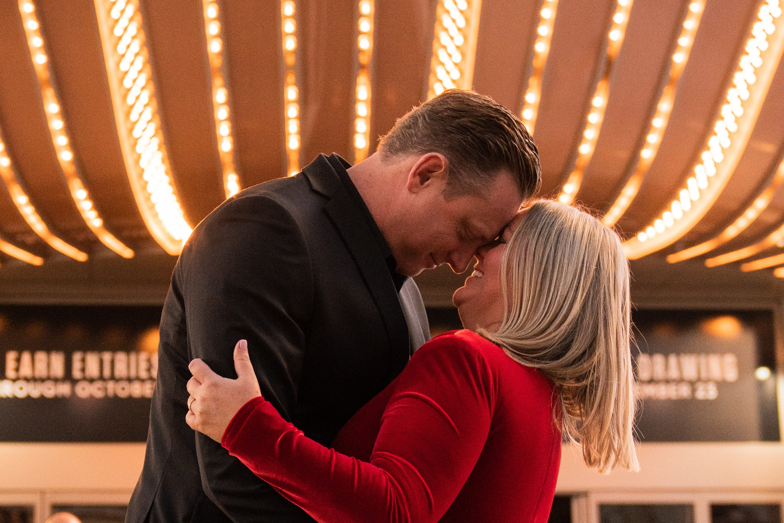 Nicola&Mike. Wedding & elopement photographer Viktoriya Kravtsov. Las Vegas