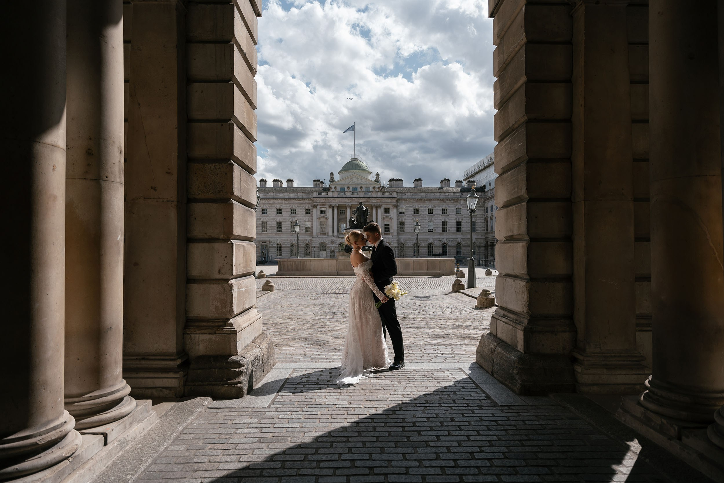 Anhelina and Dmytro. Fotógrafos de bodas de destino y creadores de contenido con base en España